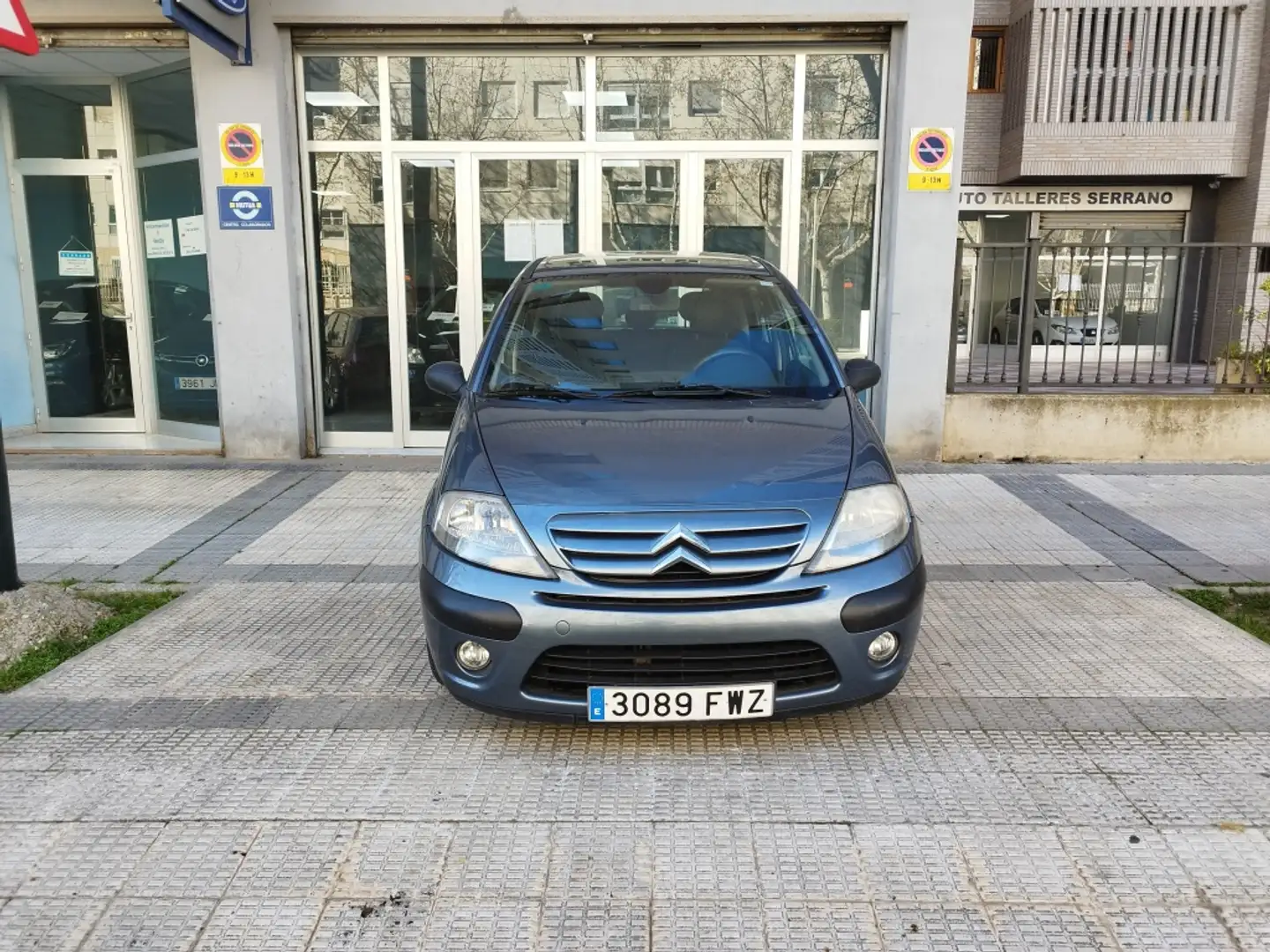 Citroen C3 1.4i SX Plus Grau - 1