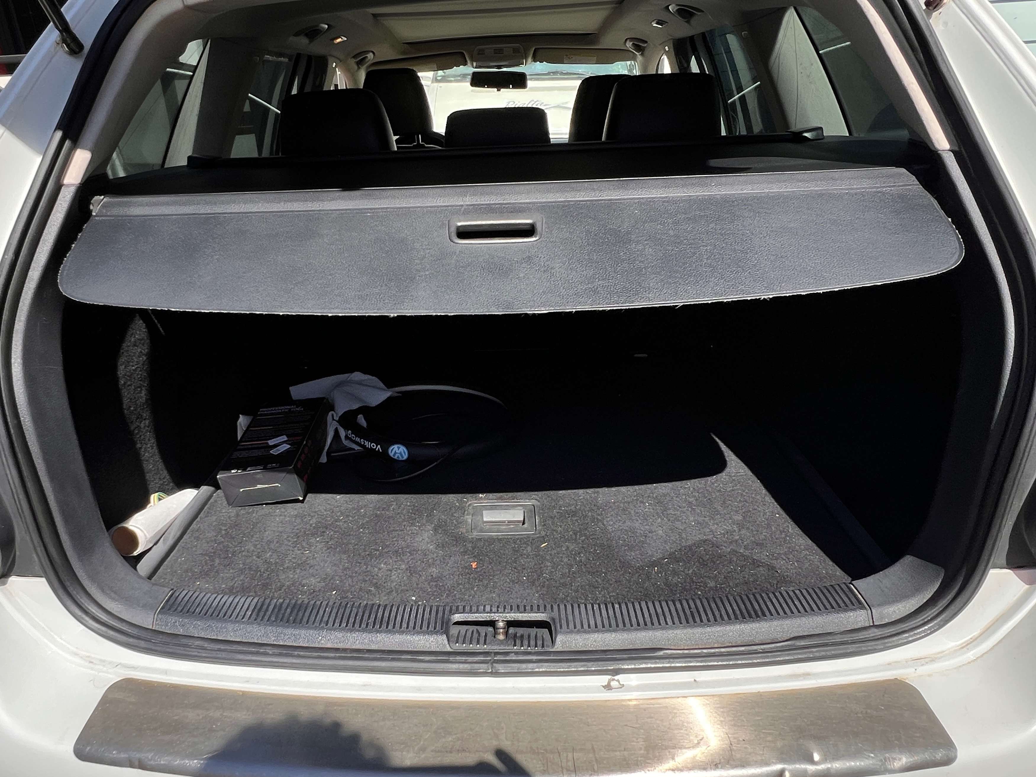 2014 Volkswagen Golf Trendline thumb 12