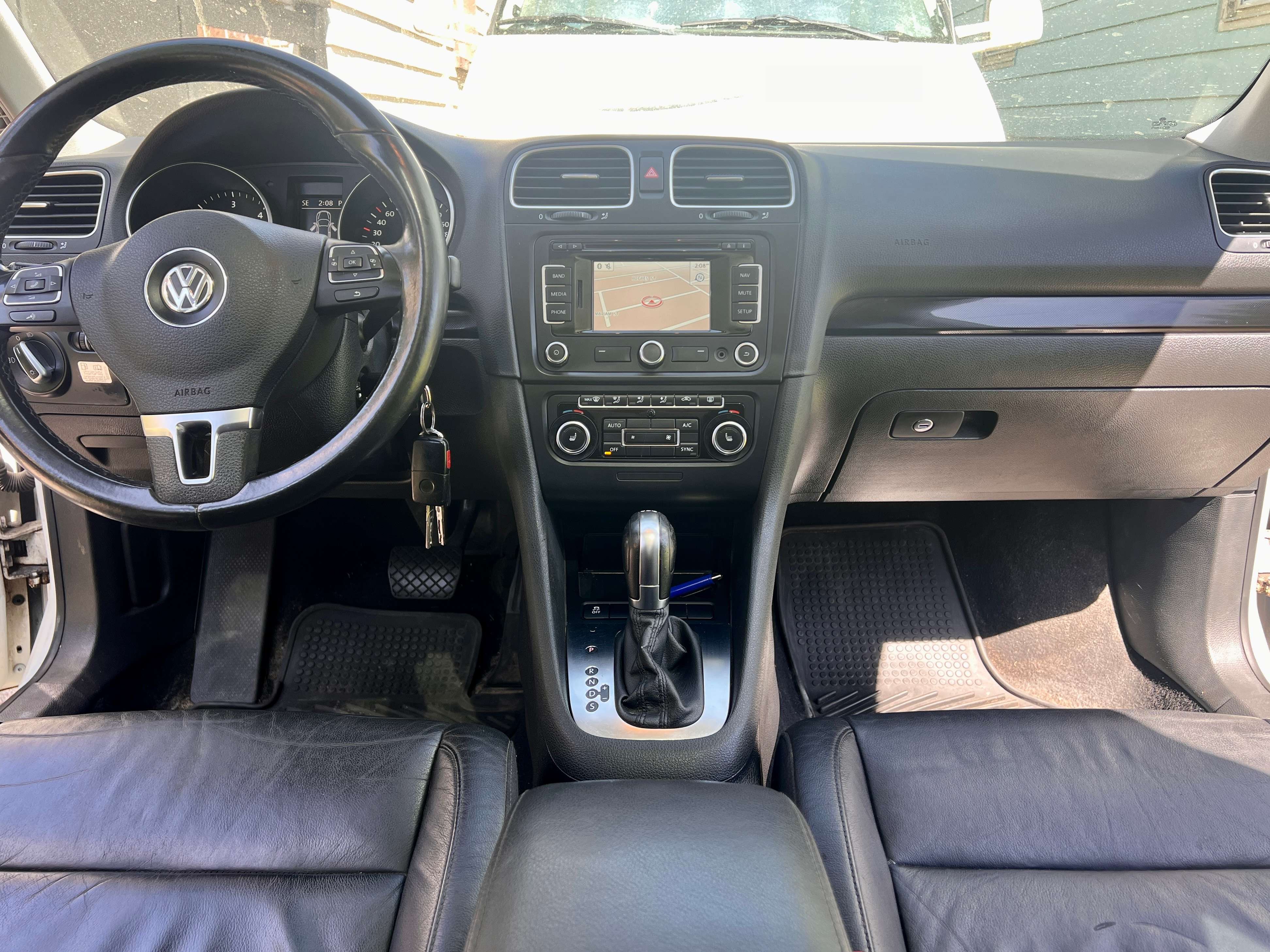 2014 Volkswagen Golf Trendline thumb 9