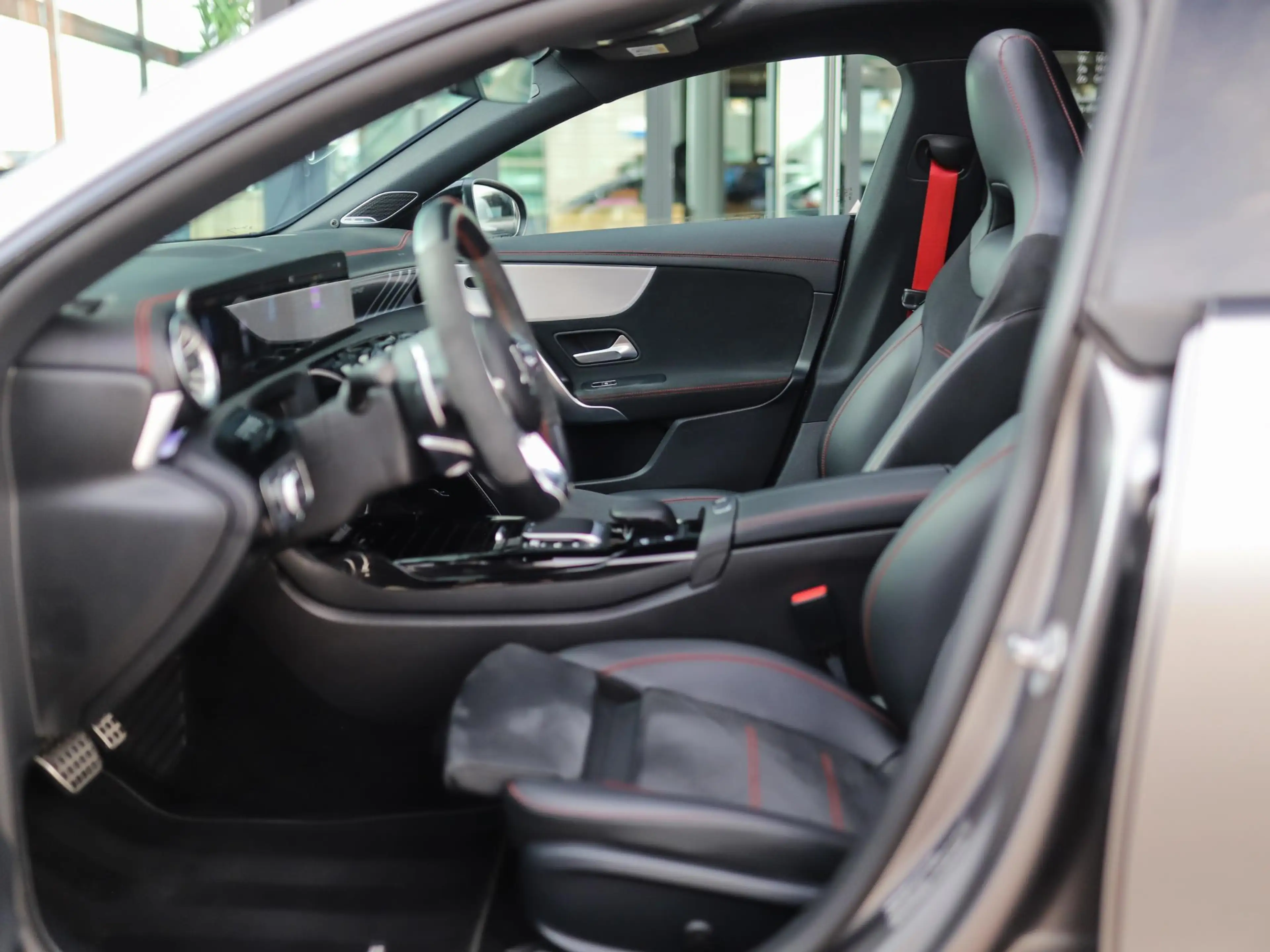 Mercedes-Benz CLA 45 AMG Shooting Brake S 4MATIC+ | Designo | 360° Camera | — photo 34