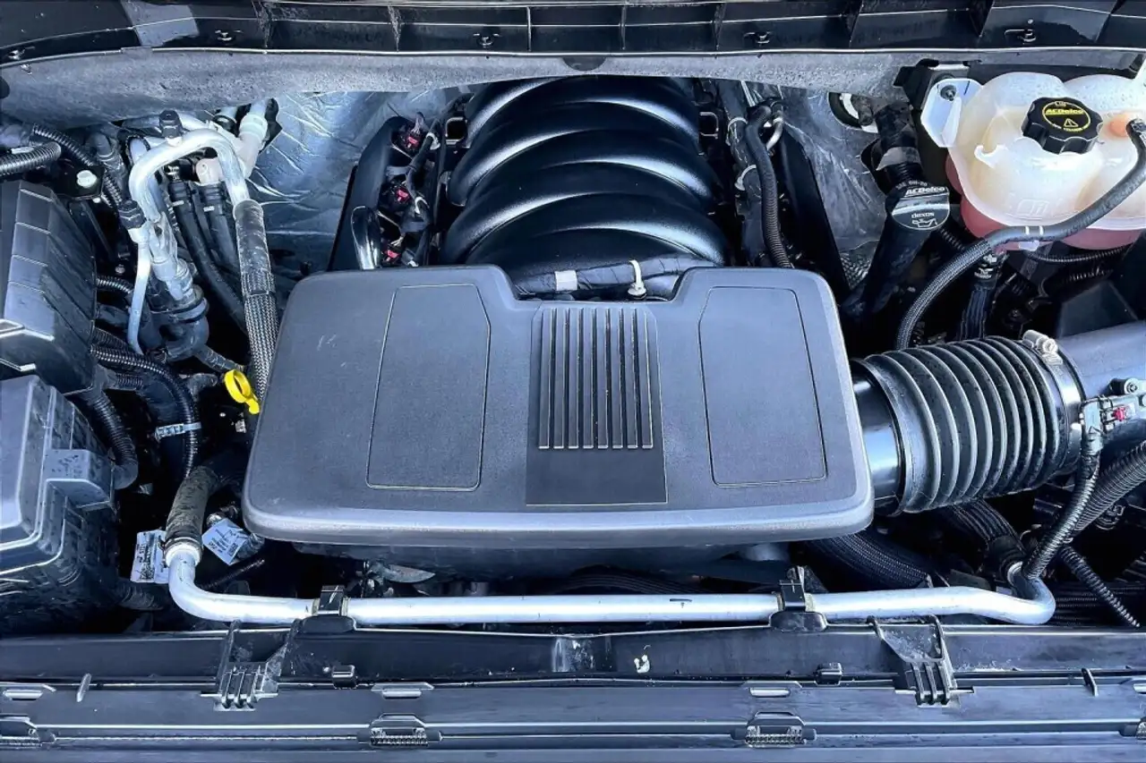 GMC Yukon снимка GMC Yukon
