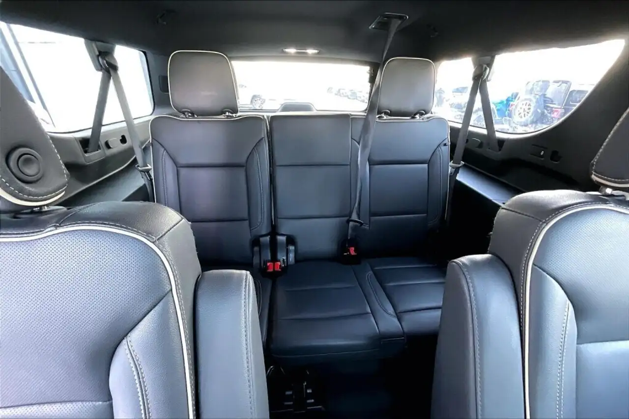 GMC Yukon снимка GMC Yukon