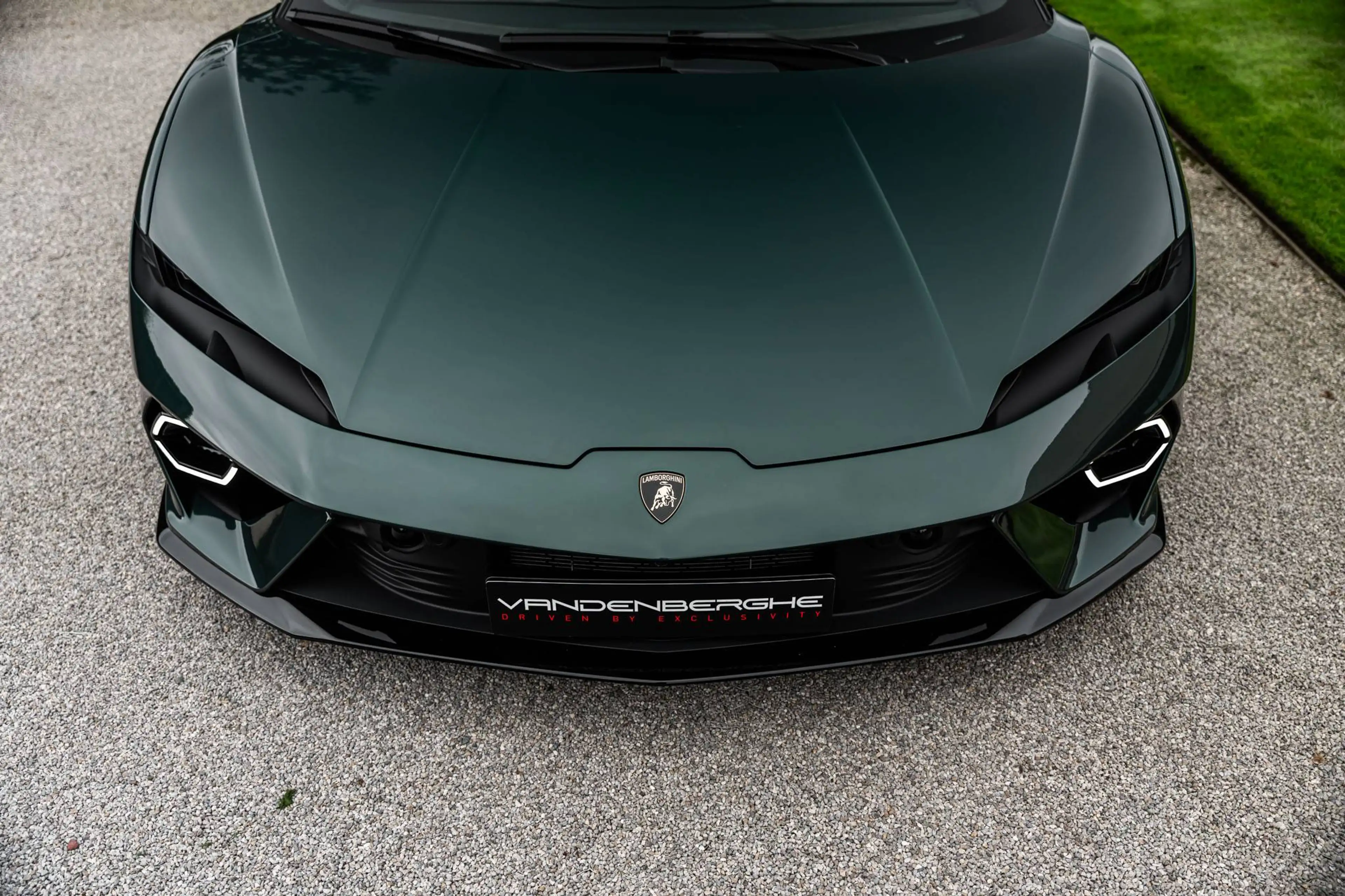 Lamborghini Temerario VERDE LARES/4.0 V8/LIFT/BUCKET SEATS/CARBON/STYLE PACKAGE — photo 11