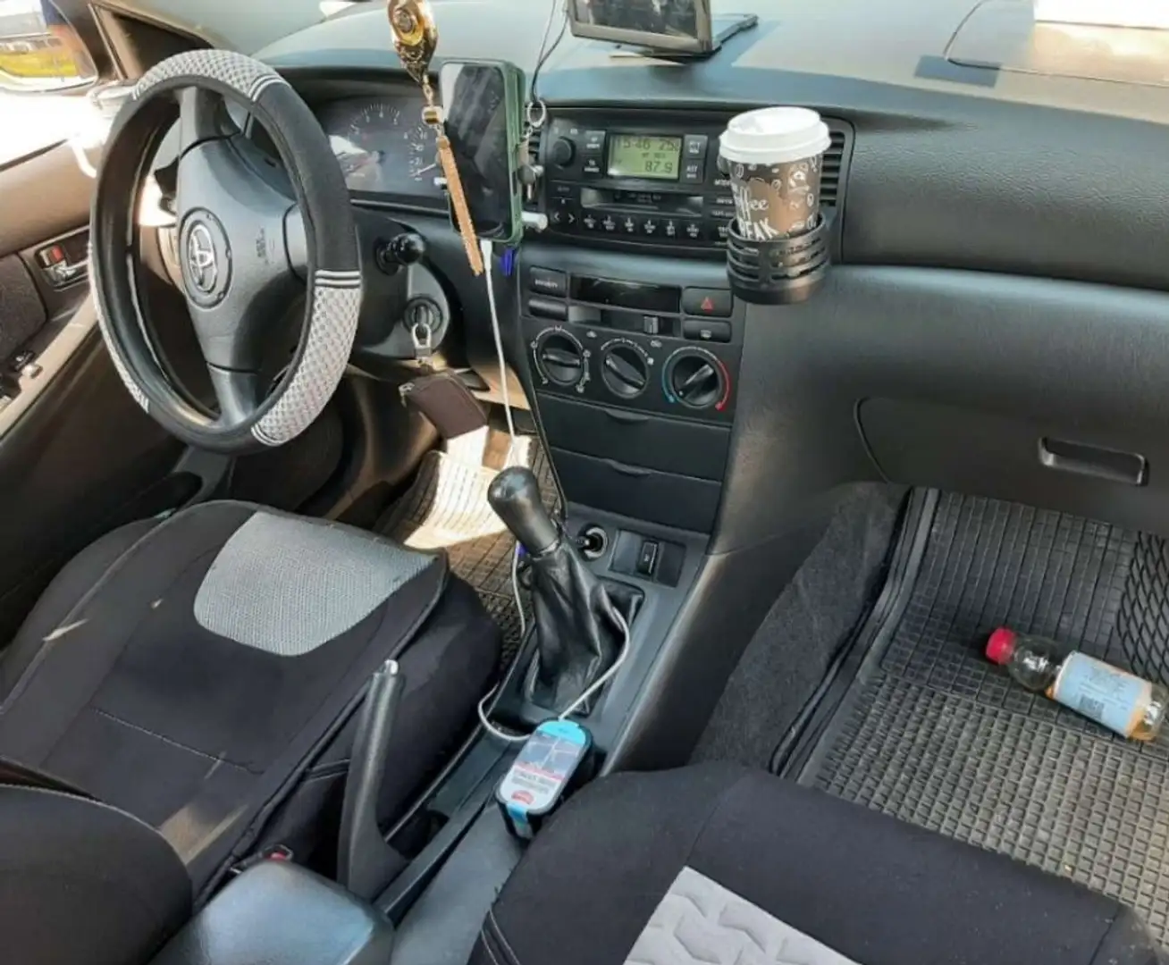 Toyota Corolla Corolla Kombi 2,0 D-4D Linea Luna Ds. Blau - 2