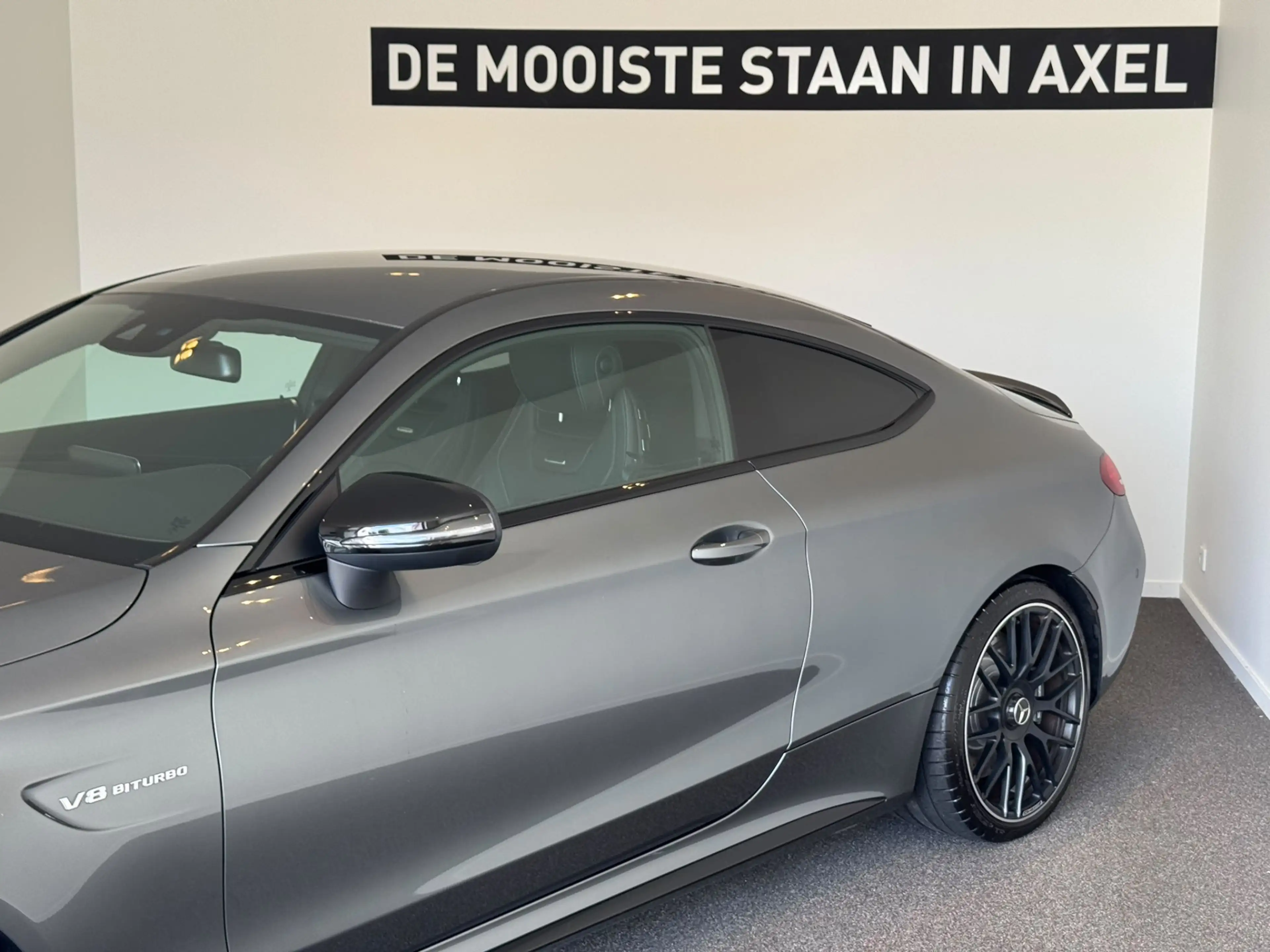Mercedes-Benz C 63 AMG Coupé — photo 8