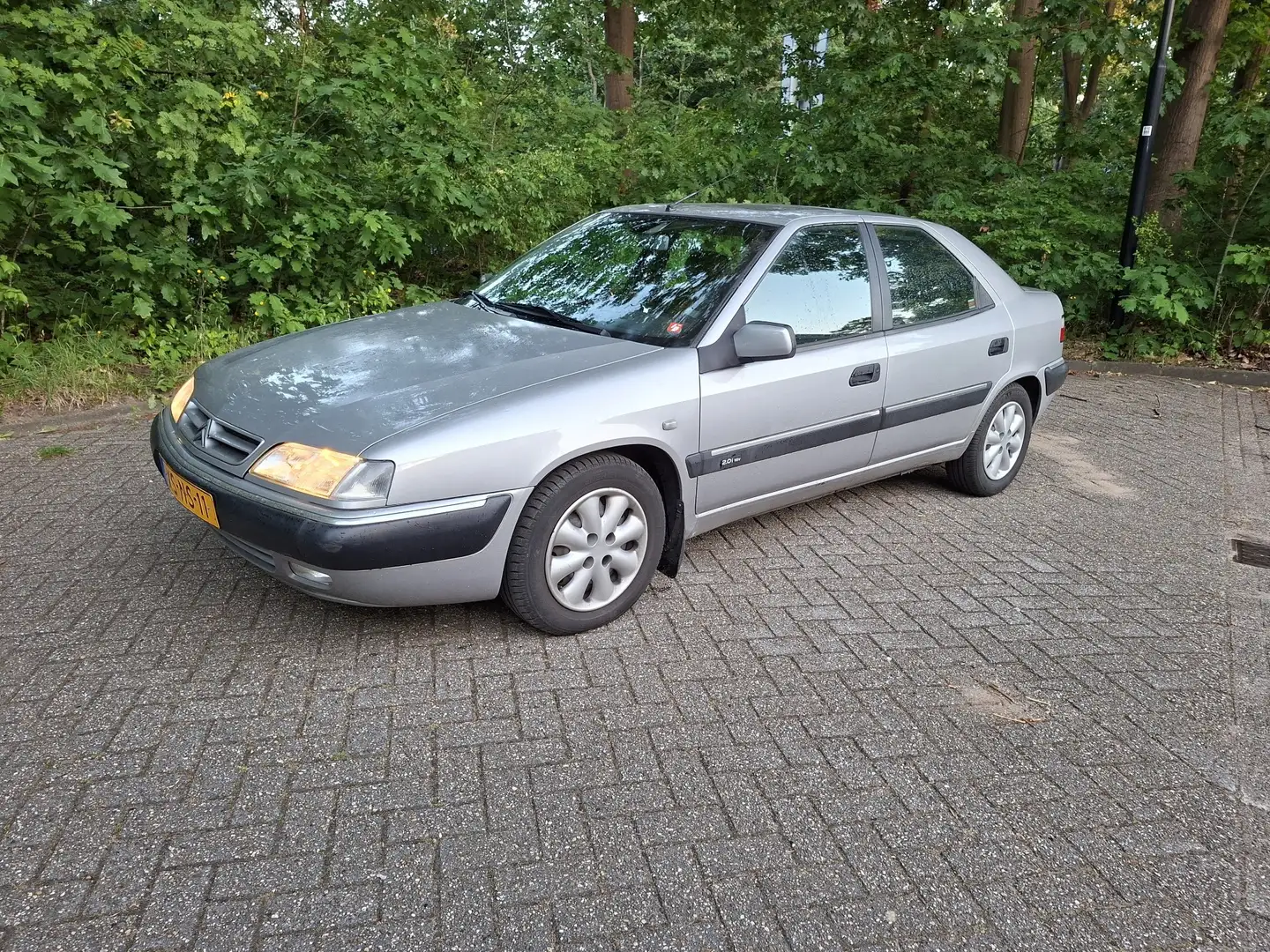 Citroen Xantia 2.0i-16V Automaat Argent - 1