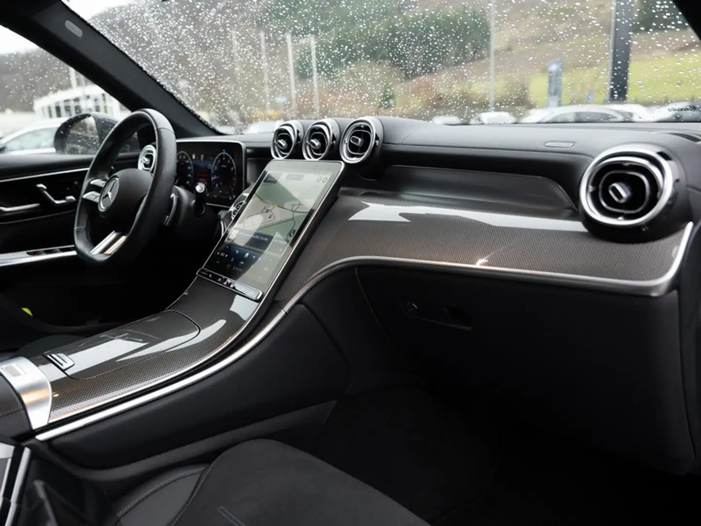 Mercedes-Benz GLC 300 4M AMG-Sport/LED/Cam/AHK/Totw/Memo/20' Grau - 2