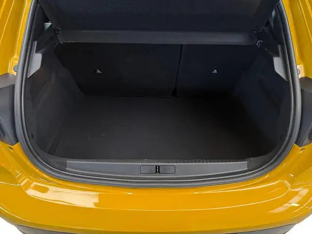 Peugeot 208 view 15
