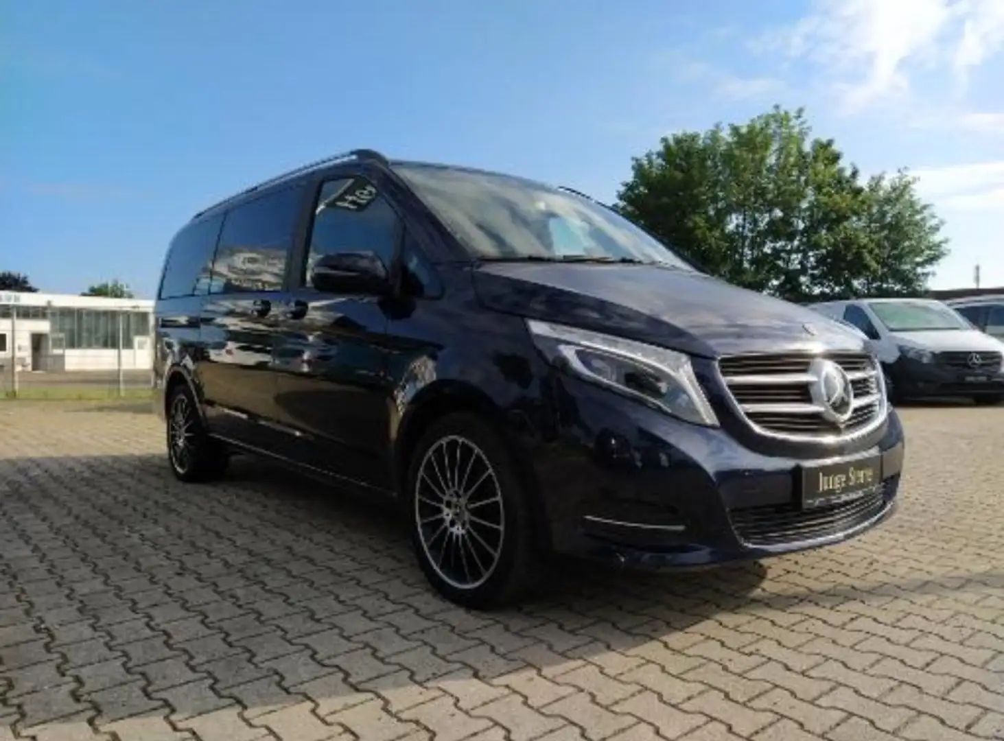 Mercedes-Benz V 250 V 250 d lang 9G-TRONIC Exclusive Edition Albastru - 2