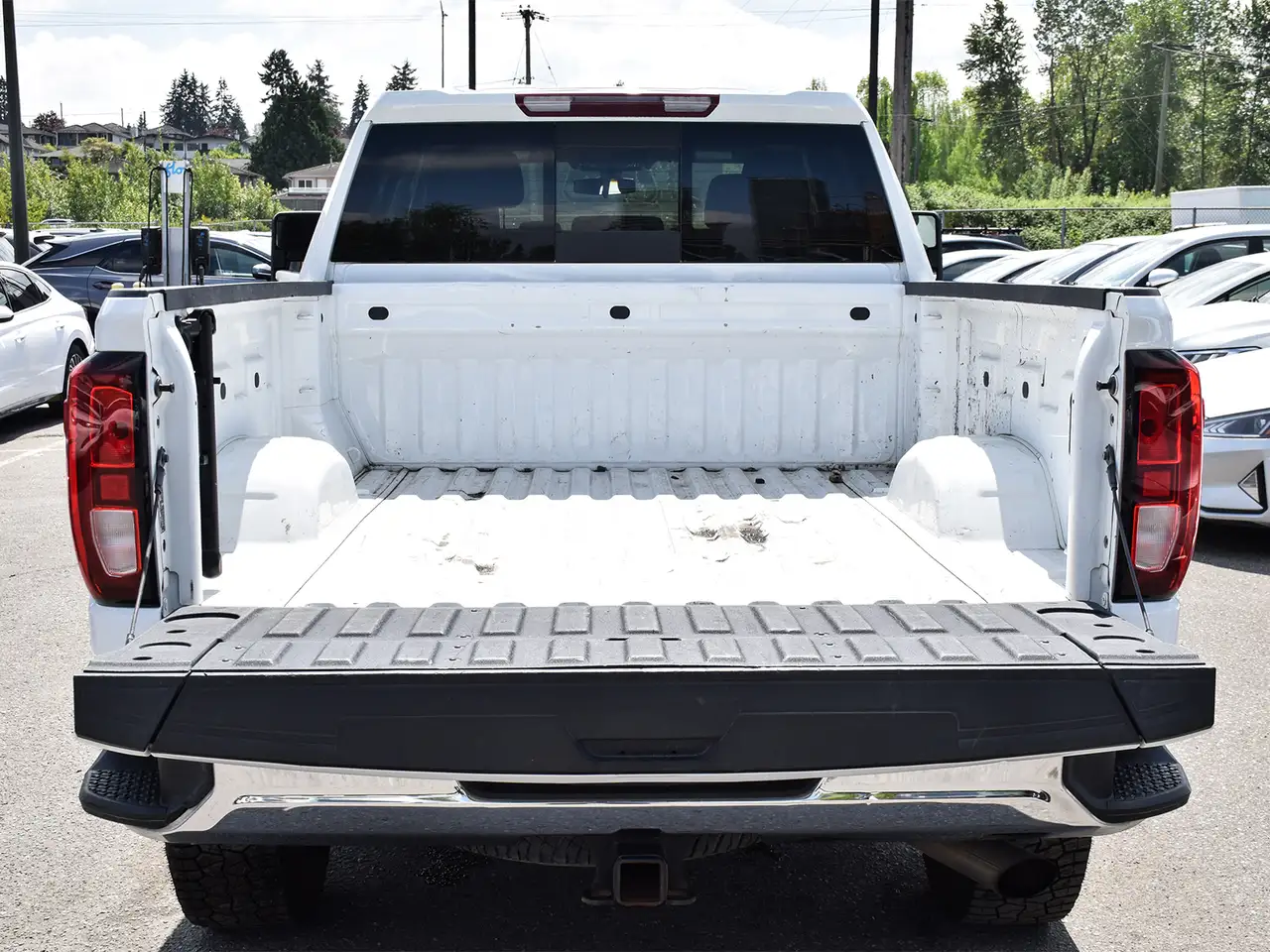 GMC Sierra 3500HD снимка GMC Sierra 3500HD