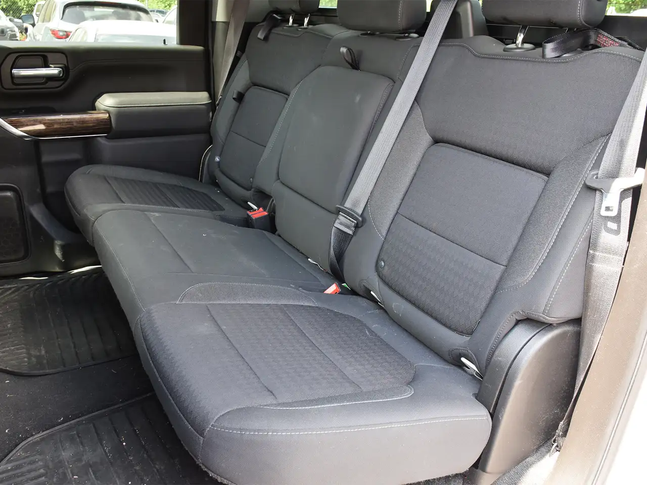 GMC Sierra 3500HD снимка GMC Sierra 3500HD