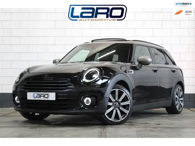 MINI Cooper Clubman Mini 1.5 MINI Yours 136 pk | Pano Leer Camera CarP
