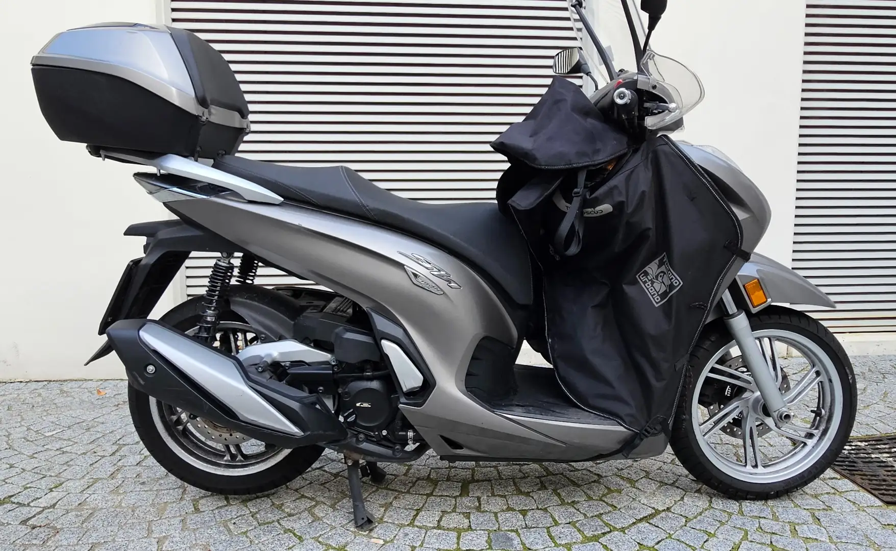 Honda SH 350i Grigio - 2