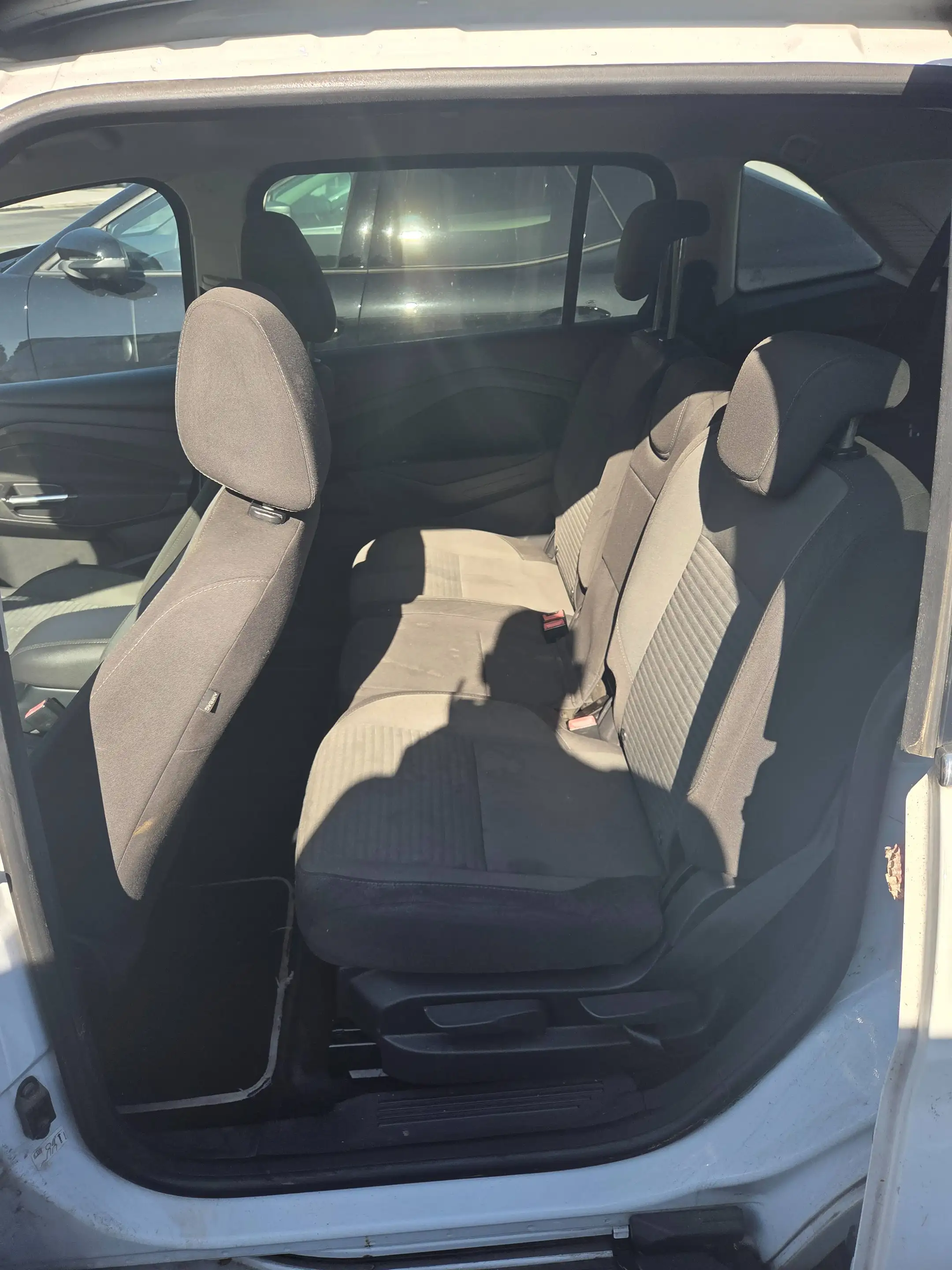 Ford Grand C-Max Titanium — photo 6