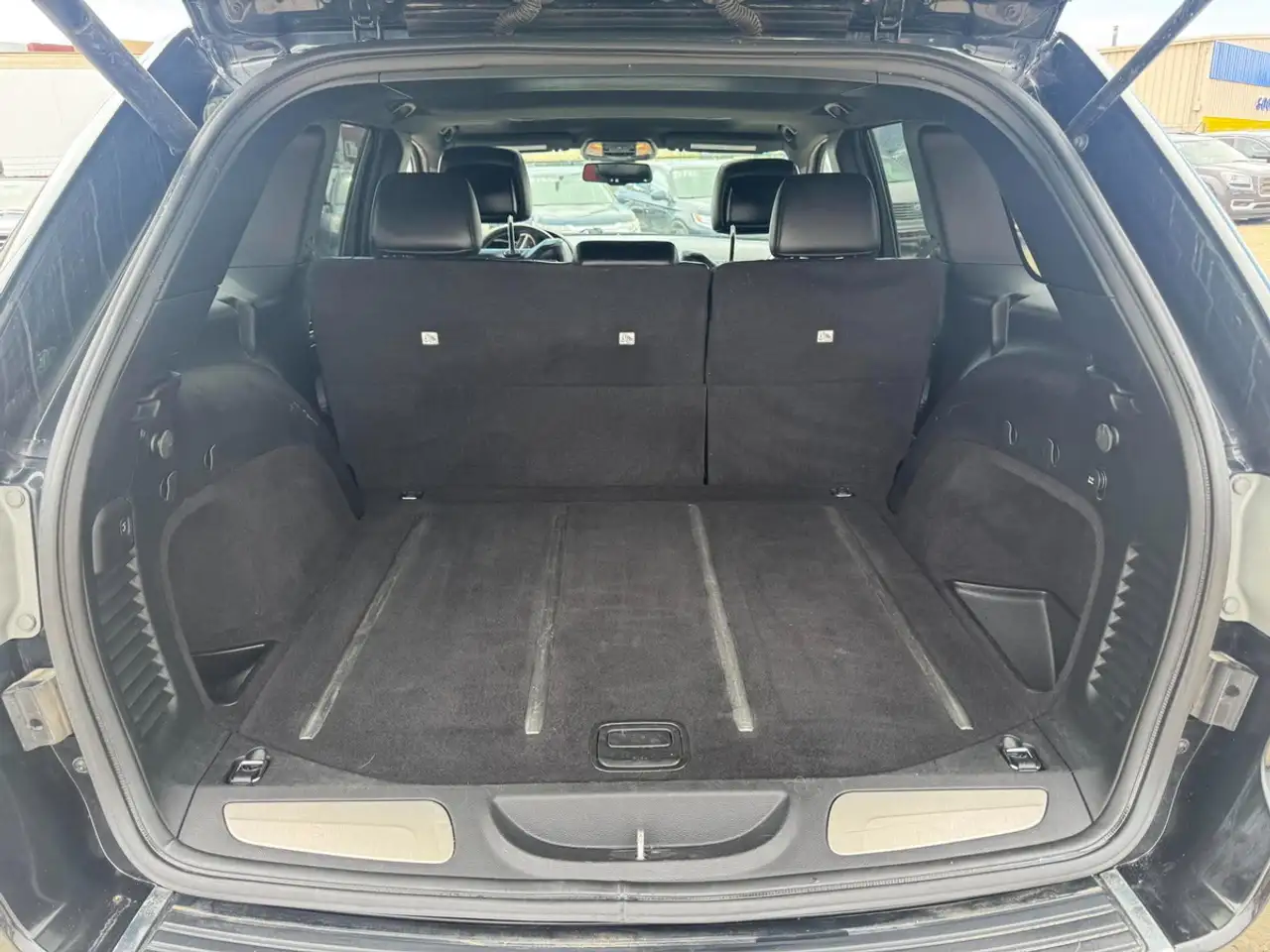 Jeep Grand Cherokee снимка Jeep Grand Cherokee