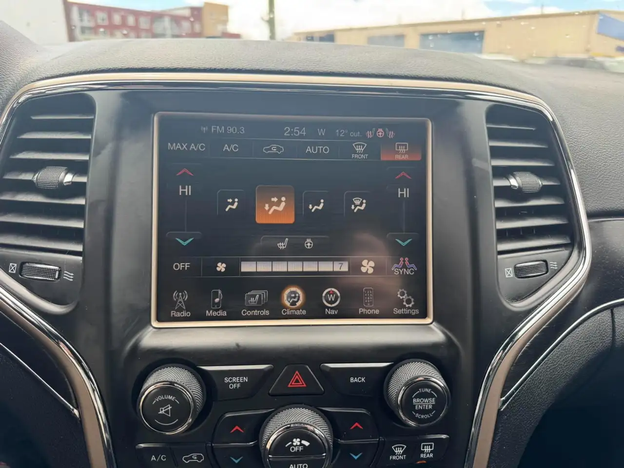 Jeep Grand Cherokee снимка Jeep Grand Cherokee