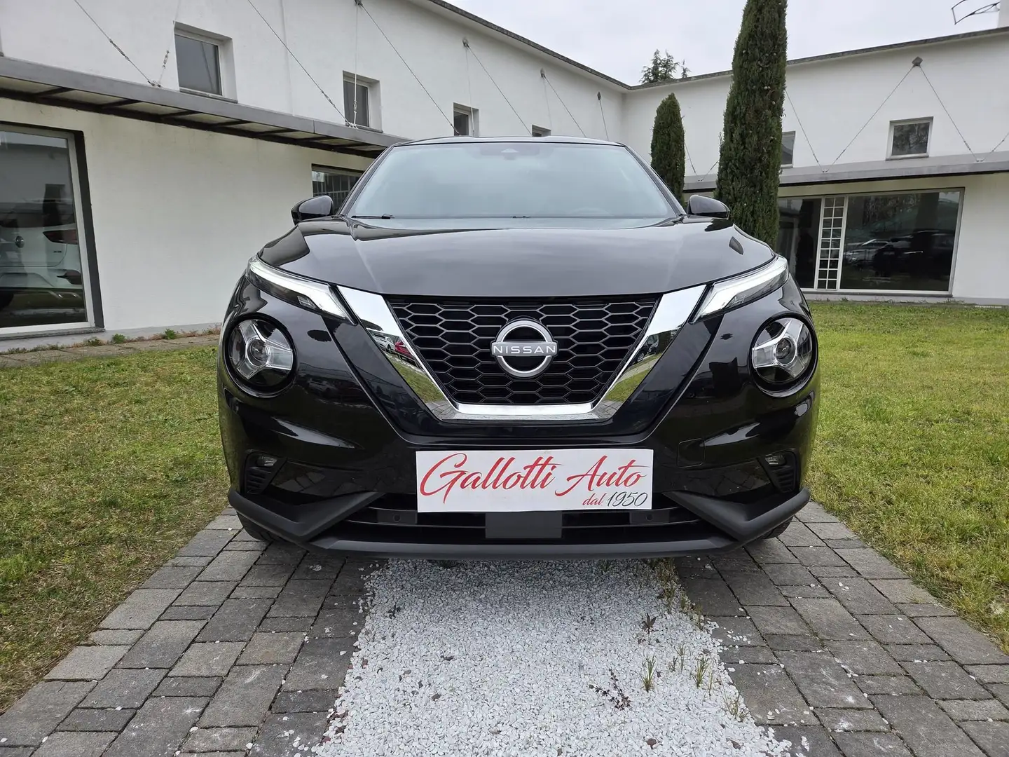 Nissan Juke 1.0 DIG-T 114 CV DCT N-Connecta-NESSUN OBBL. FIN. Nero - 2