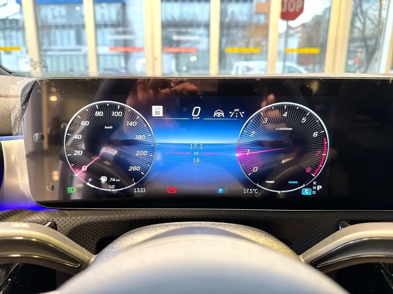Mercedes-Benz CLA снимка Mercedes-Benz CLA