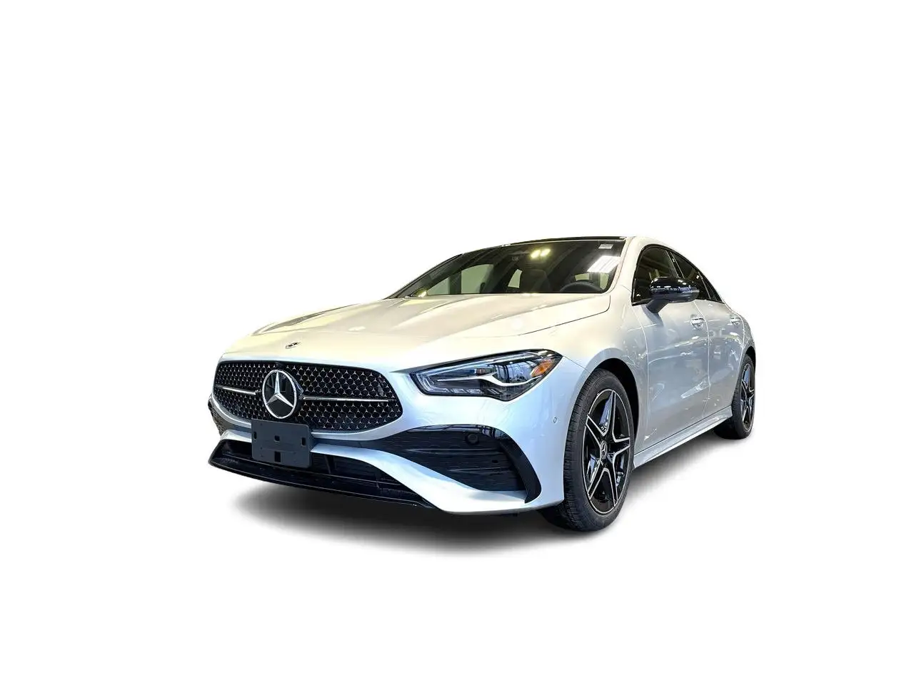 Mercedes-Benz CLA снимка Mercedes-Benz CLA