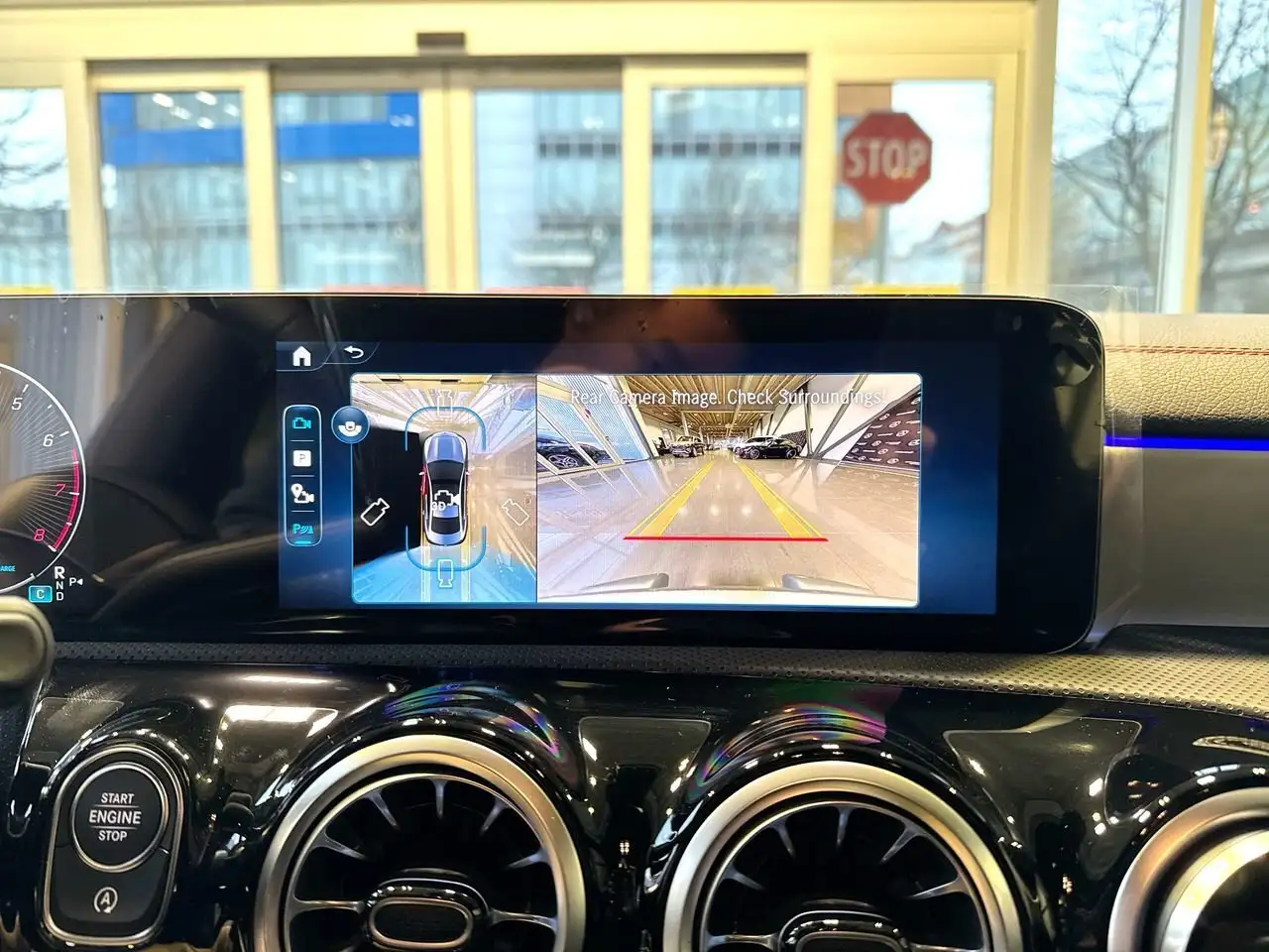 Mercedes-Benz CLA снимка Mercedes-Benz CLA