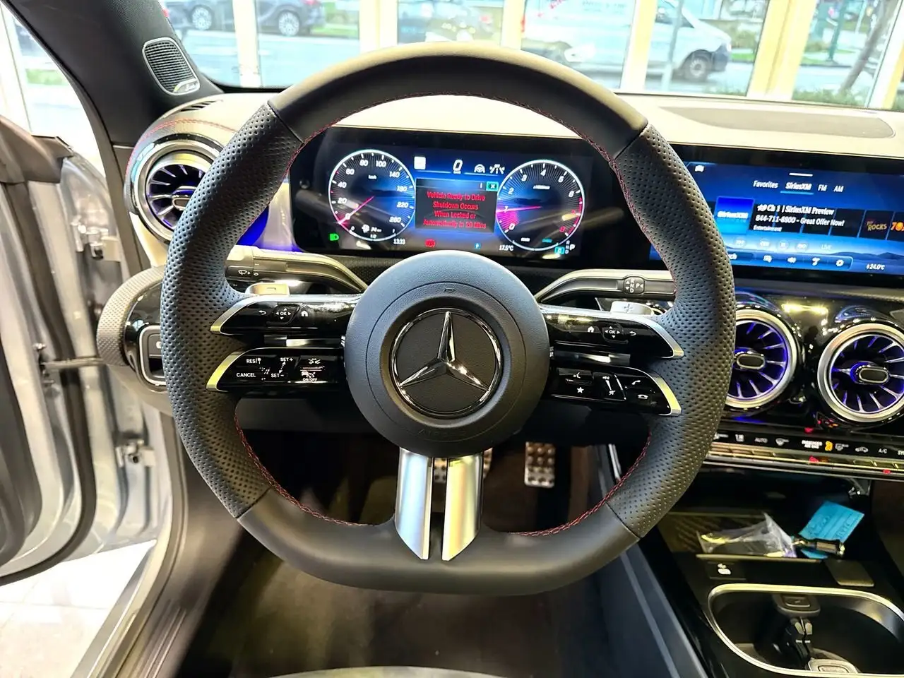 Mercedes-Benz CLA снимка Mercedes-Benz CLA
