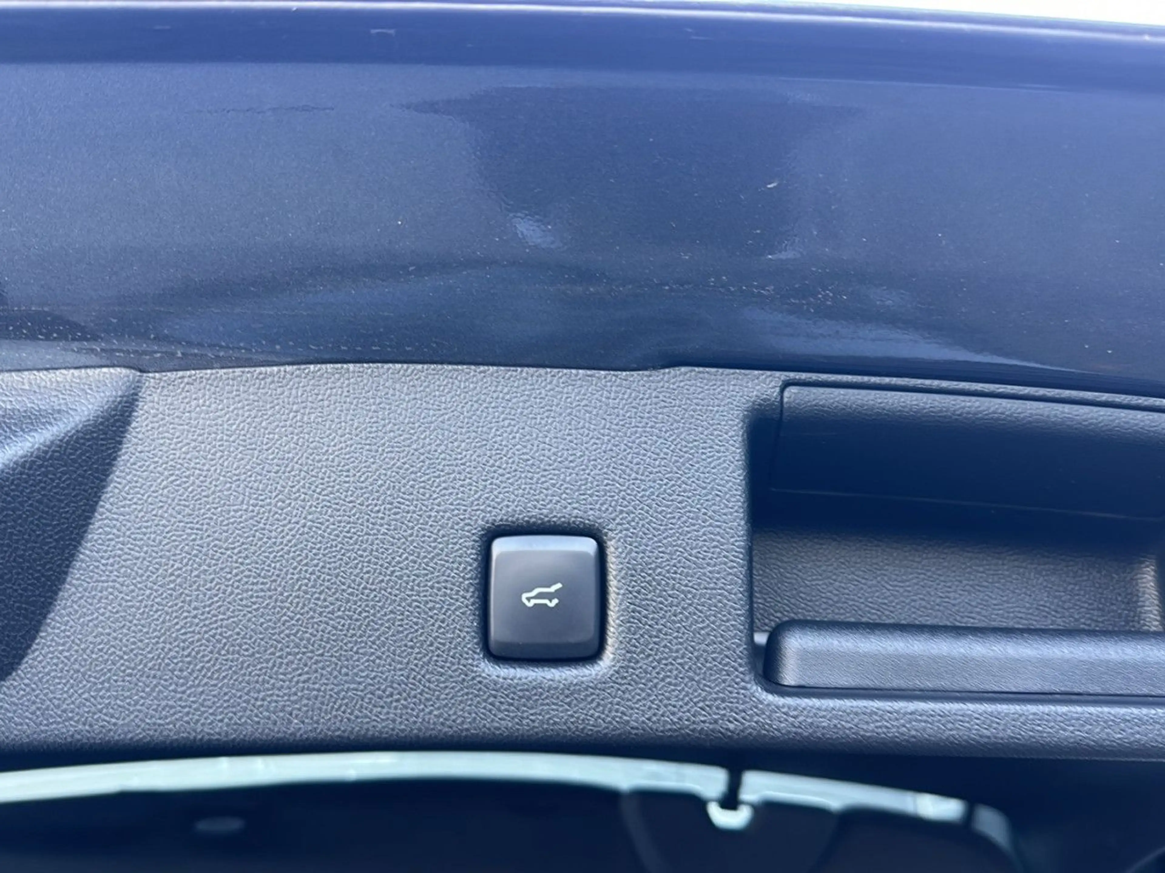 Ford Kuga Hybrid ST-Line X Automatik Bluetooth Navi LED — photo 13