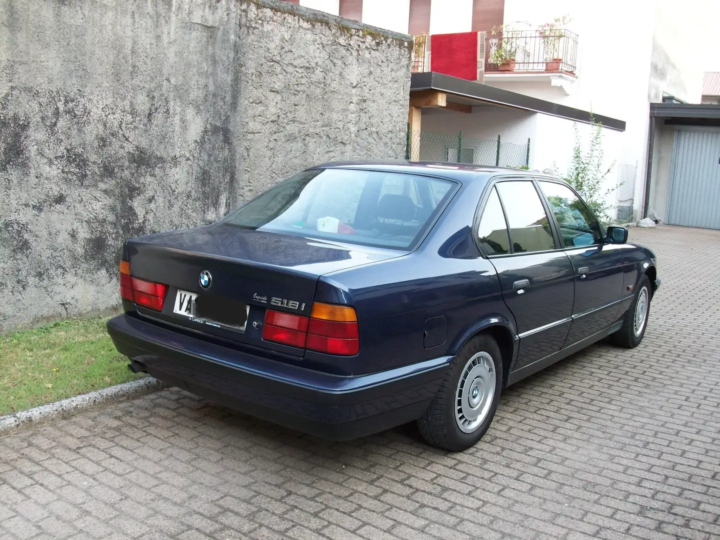 BMW 518 518i Bleu - 1