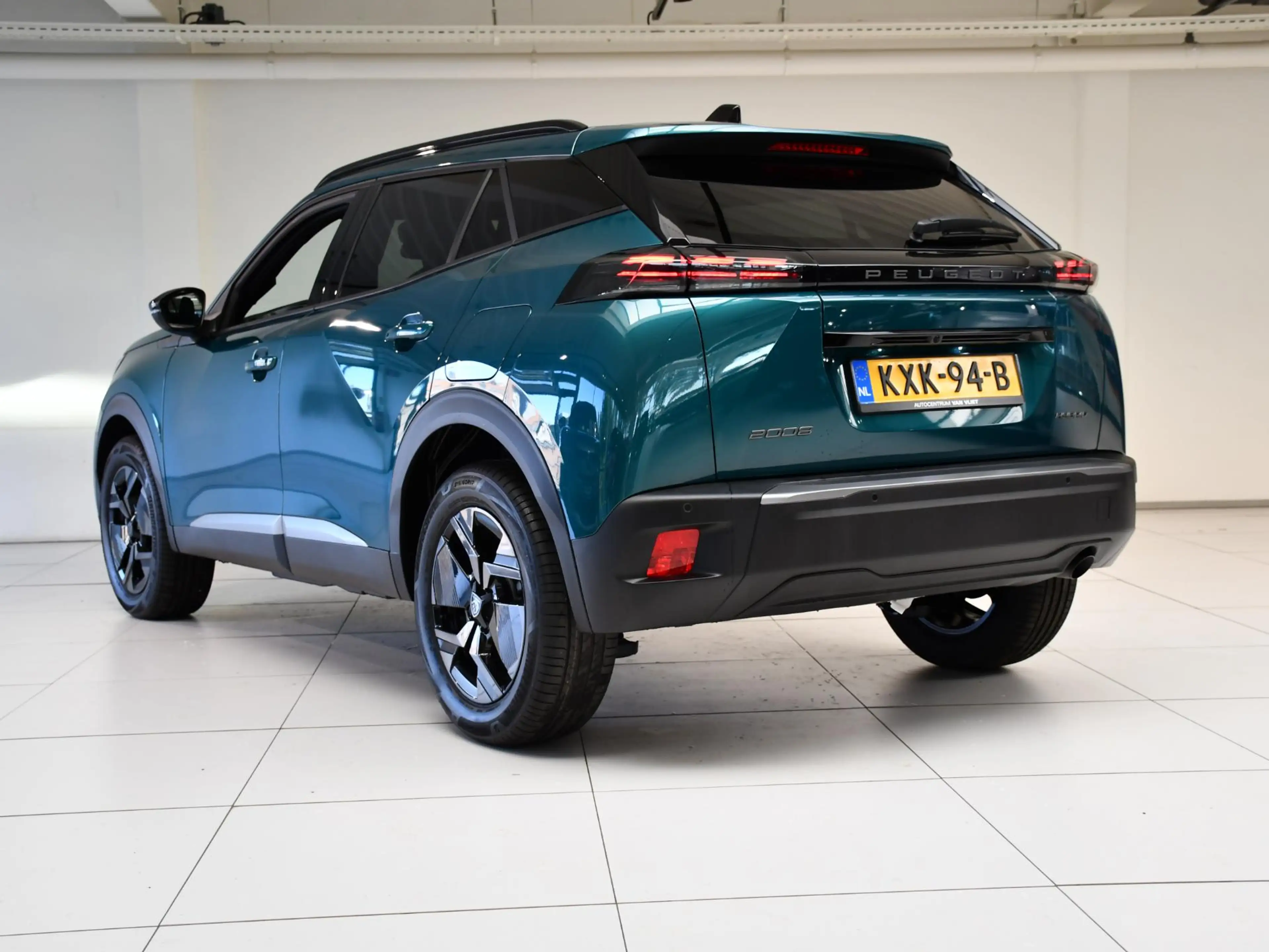 Peugeot 2008 1.2 Hybrid 110 Allure Leverbaar per januari 2027 — photo 2