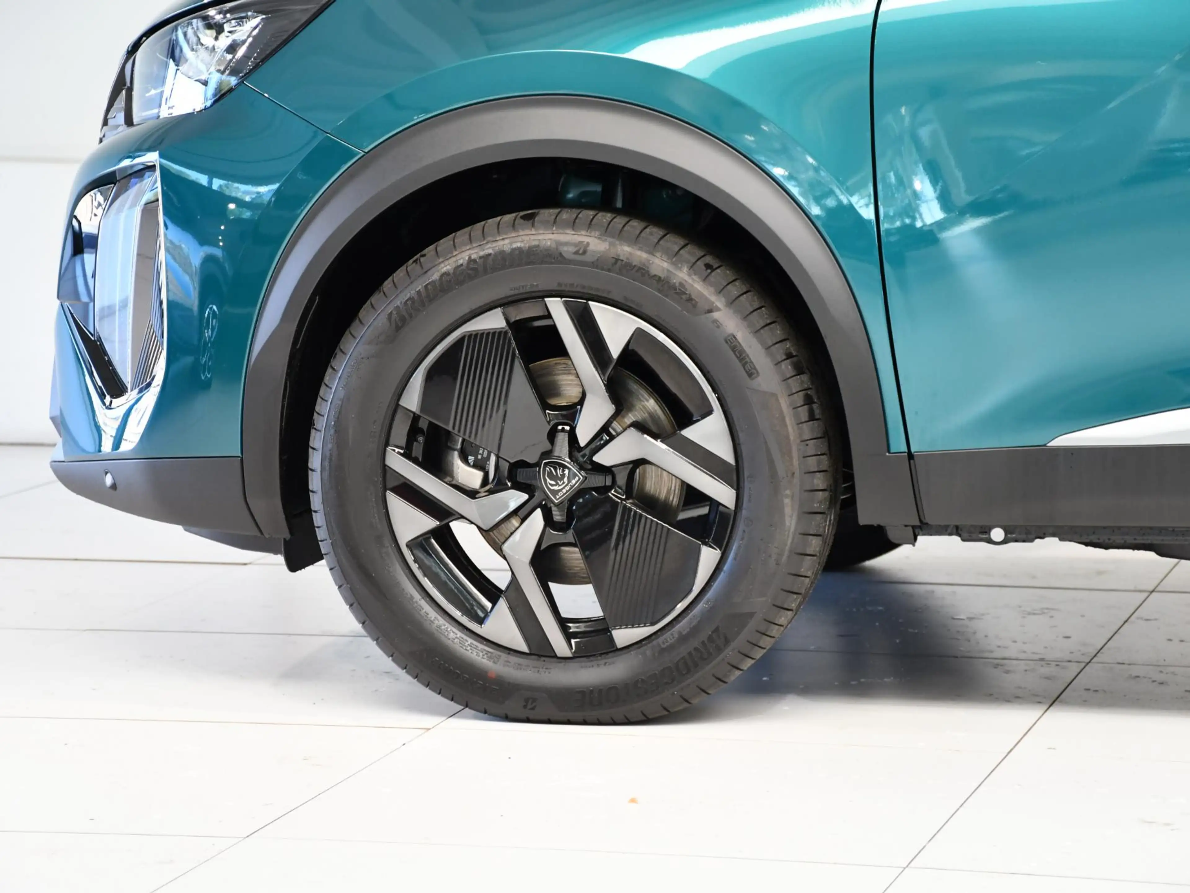 Peugeot 2008 1.2 Hybrid 110 Allure Leverbaar per januari 2027 — photo 10