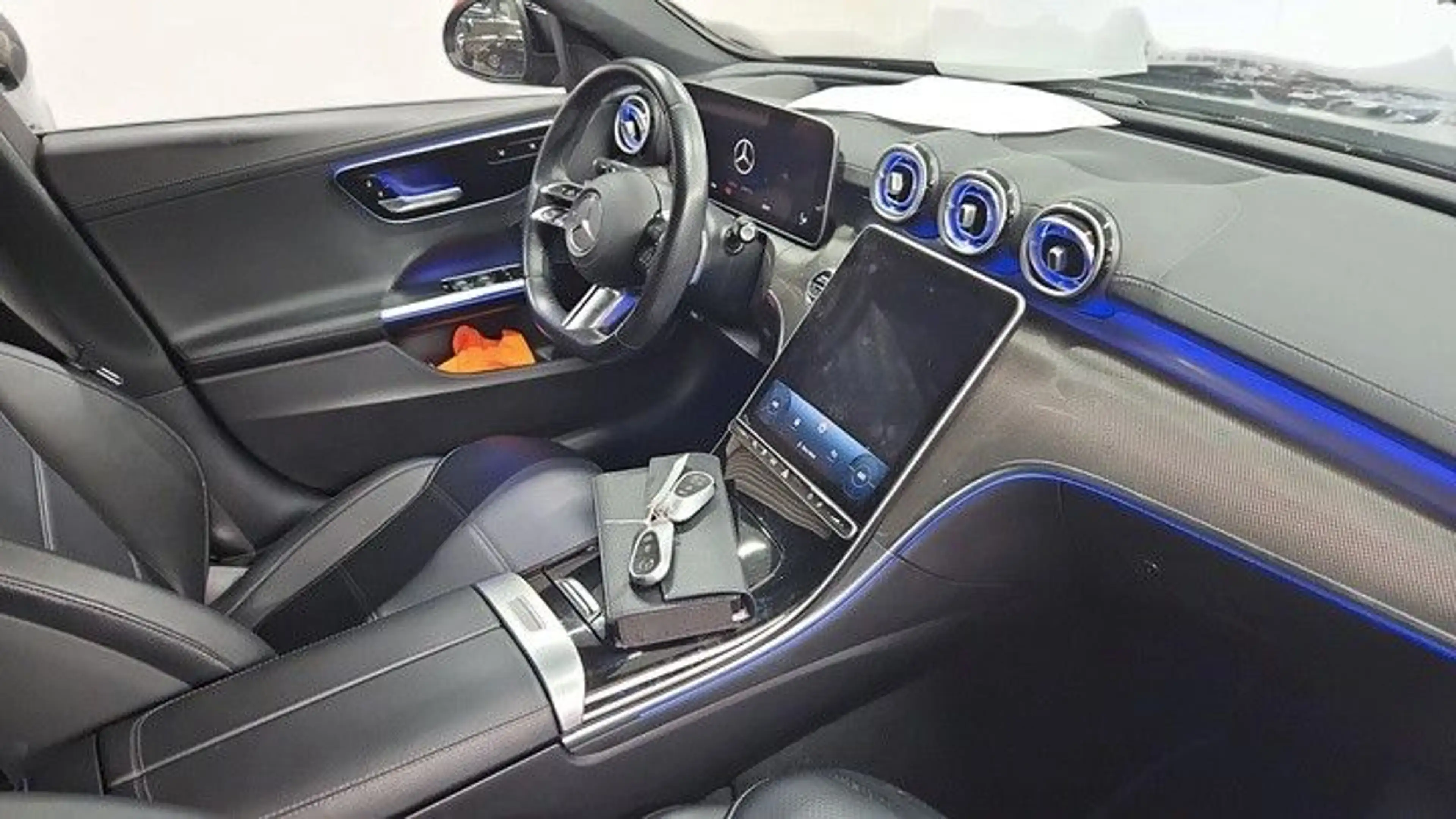 Mercedes-Benz C 300 e T AMG PANO*DISTR*AHK*MASSAGE*SITZKLI*HUD — photo 5