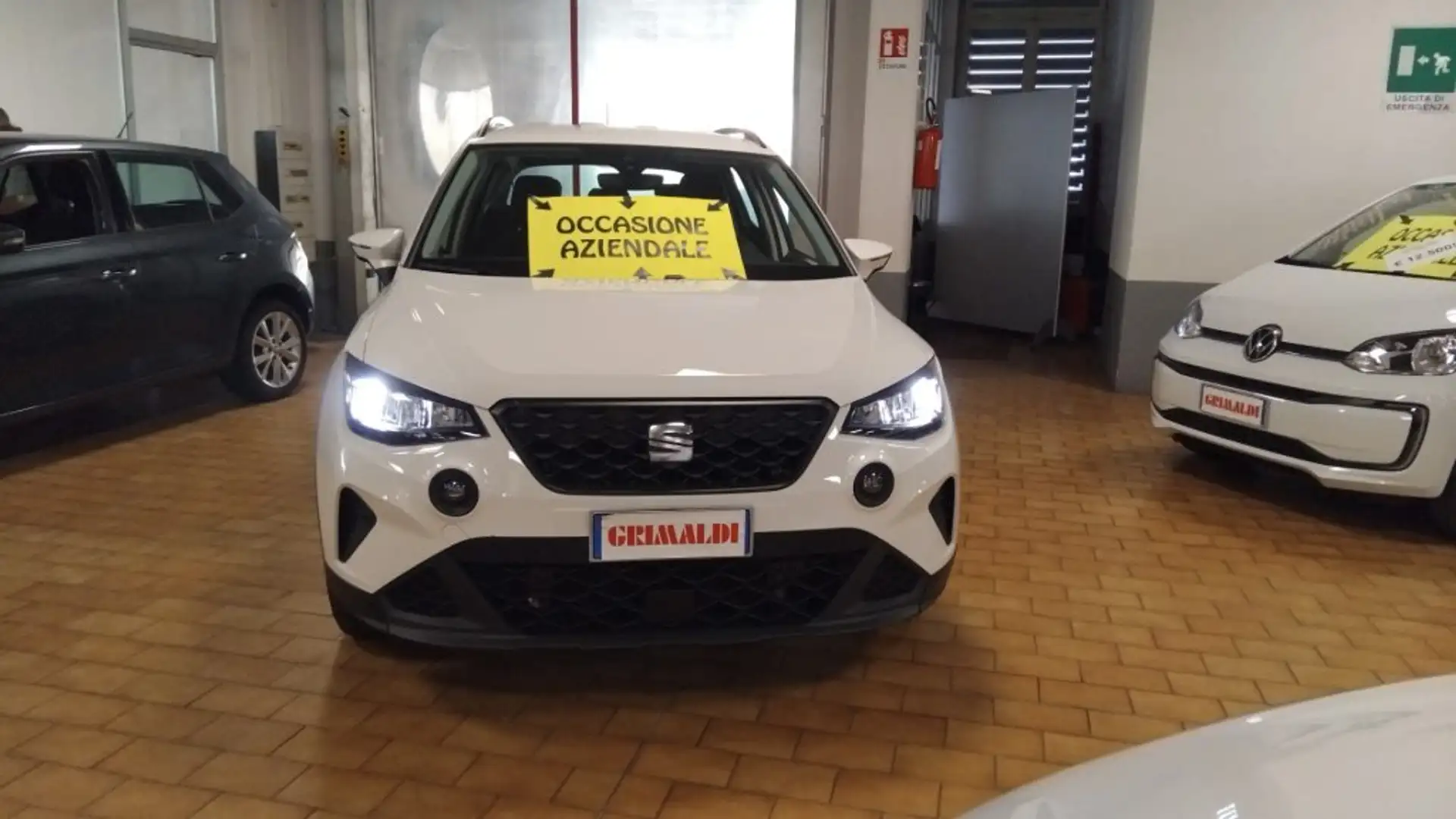SEAT Arona 1.0 EcoTSI 115 CV DSG Style Gris - 2
