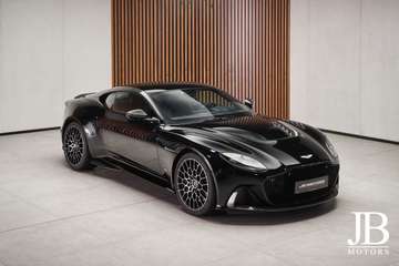 V12 770 Ultimate Carbon Performance Seats