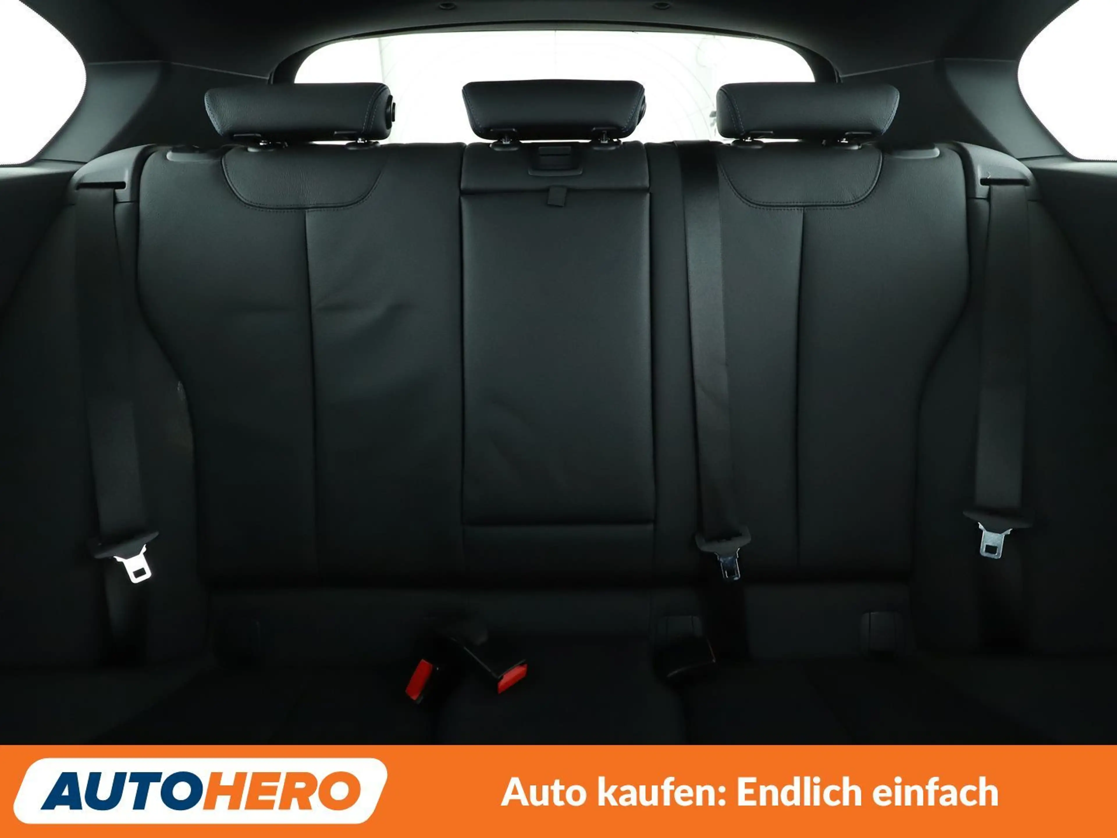BMW 140 M140i xDrive Special Edition Aut.*NAVI*TEMPO*LED* — photo 15