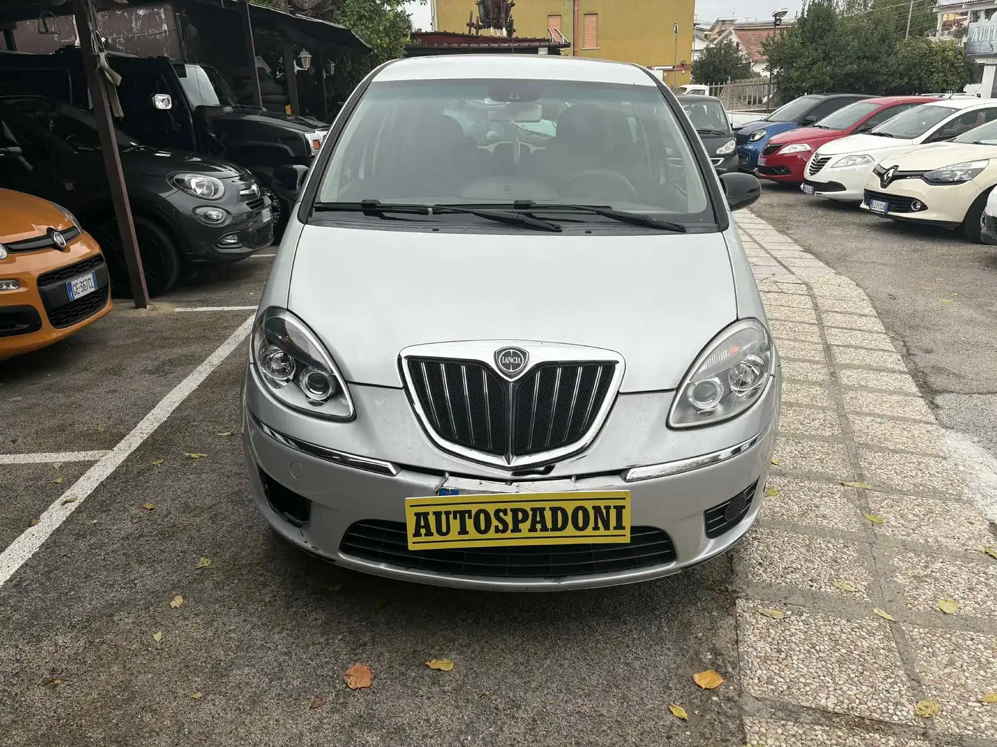 Lancia MUSA Musa II 2012 1.3 mjt 5th Avenue 95cv GANCIO TRAINO Grigio - 2