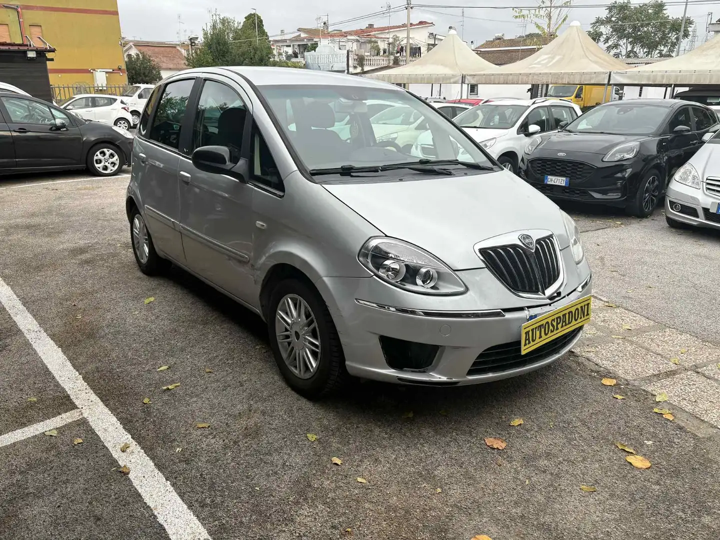 Lancia MUSA Musa II 2012 1.3 mjt 5th Avenue 95cv GANCIO TRAINO Grigio - 1