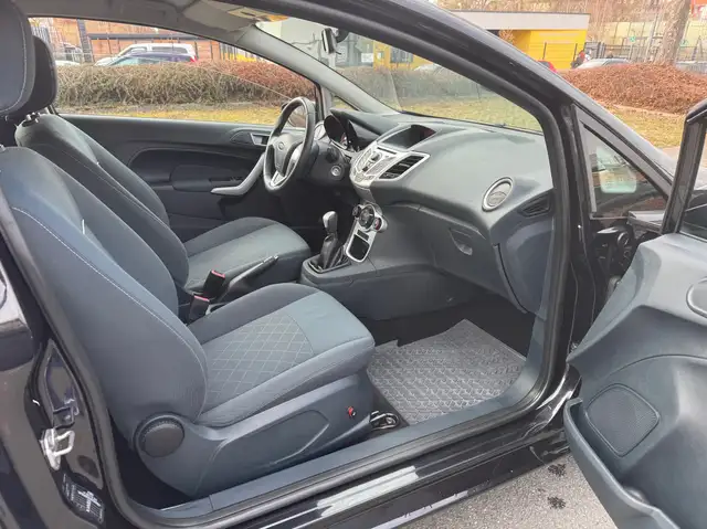 Ford Fiesta view 6