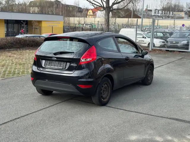 Ford Fiesta view 4