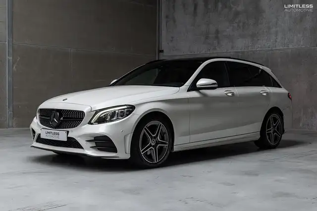 Mercedes-Benz C 180 Break | AMG / LED / PANO / FULL