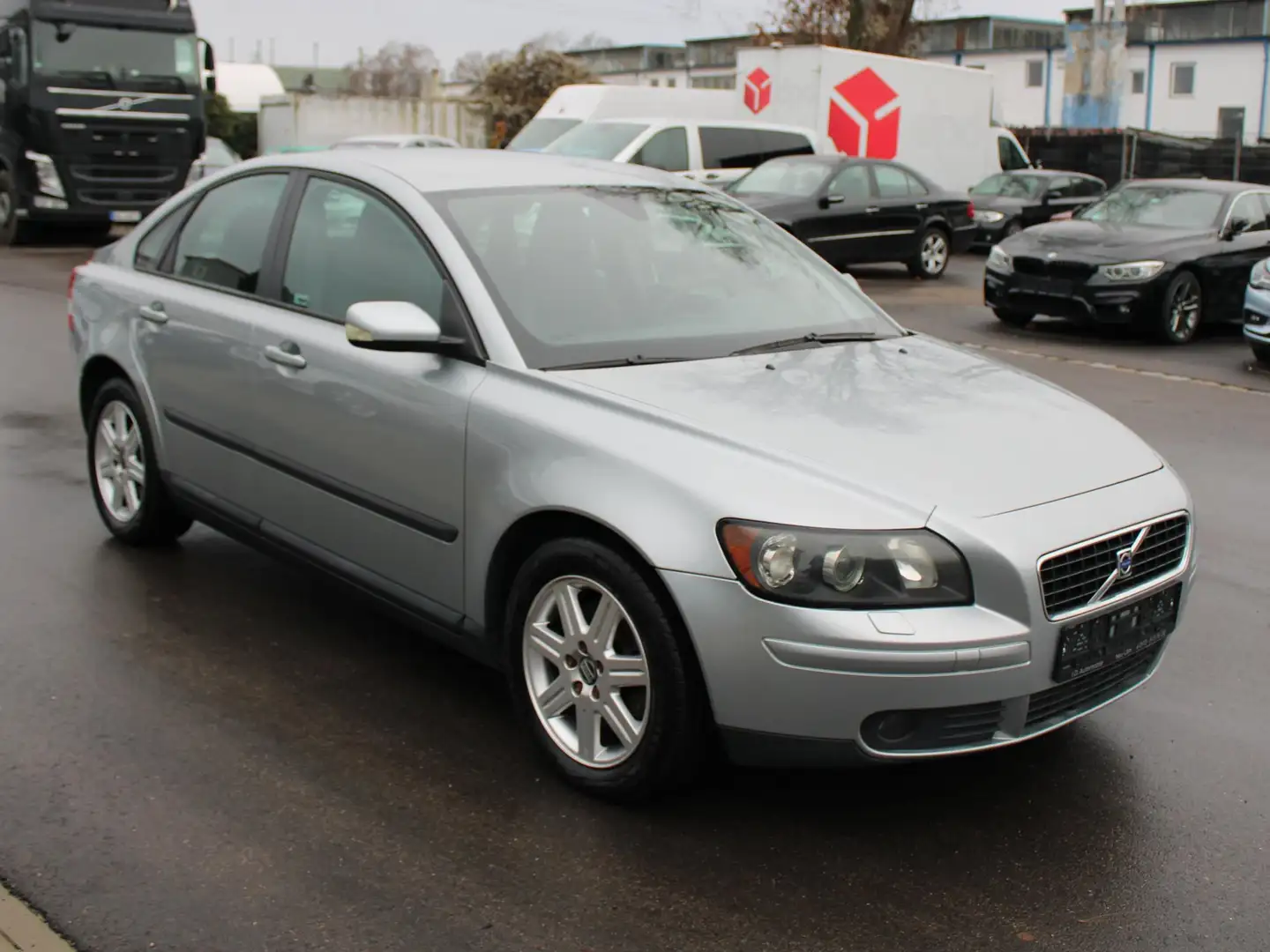 Volvo S40 2.4i Kinetic Grigio - 1