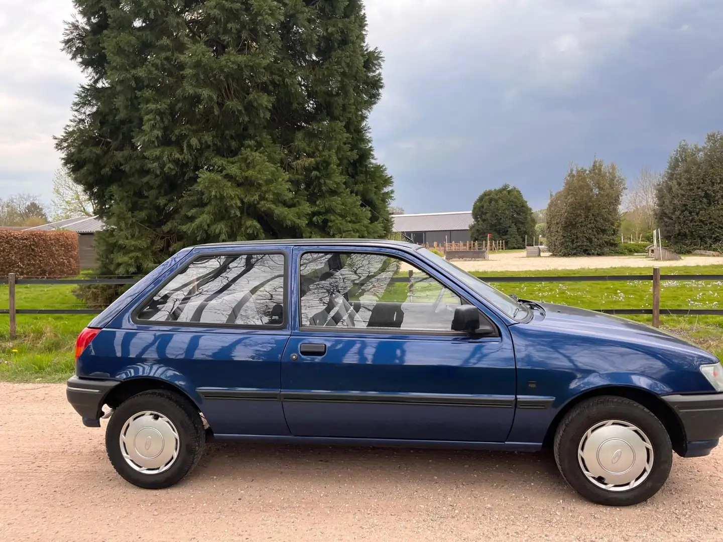 Ford Fiesta 1.1 Cheers Bleu - 2