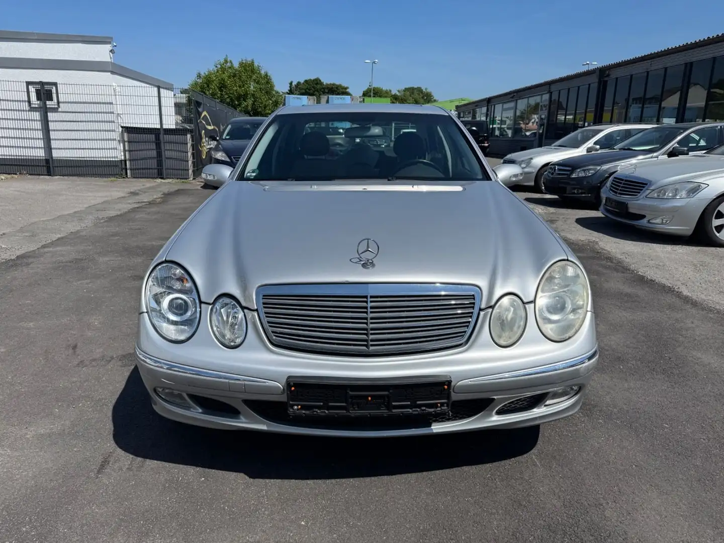 Mercedes-Benz E 200 Kompressor Aut Argento - 2