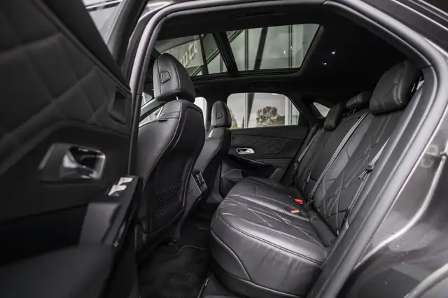 DS Automobiles DS 7 Crossback view 10