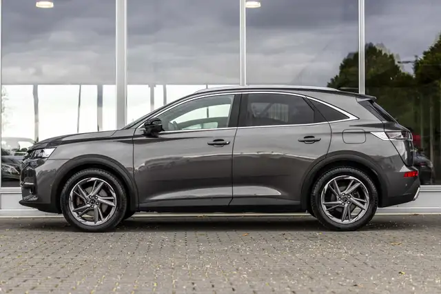 DS Automobiles DS 7 Crossback view 5