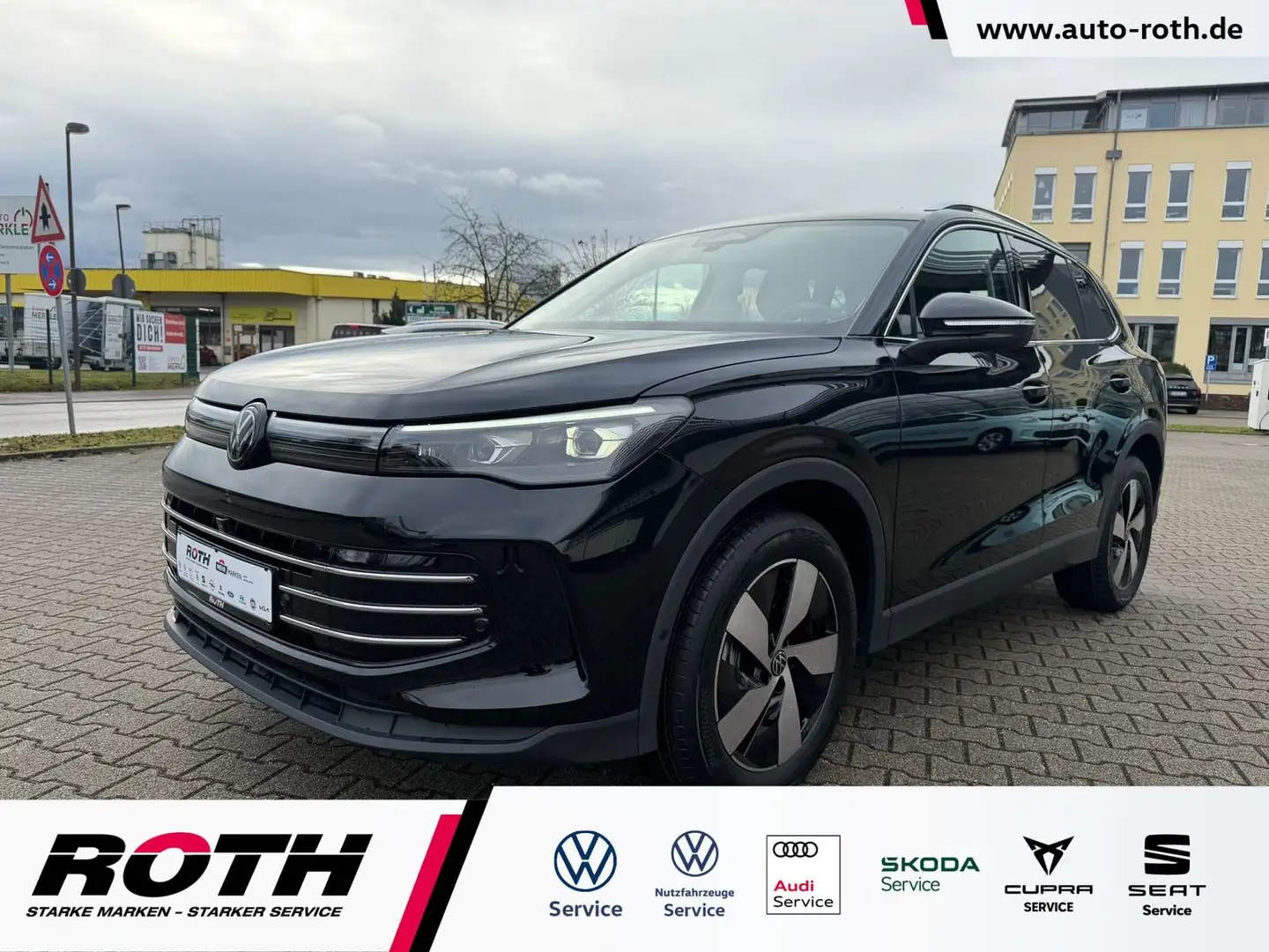 Volkswagen Tiguan 2.0 TDI DSG Elegance *Navi*Matrix*AHK*ACC Schwarz - 1