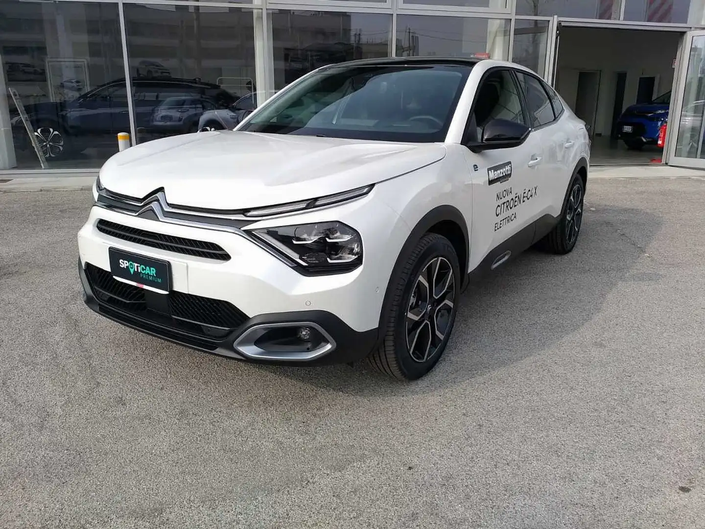 Citroen E-C4 X Elettrica 100kw (136cv) - Shine Bianco - 1
