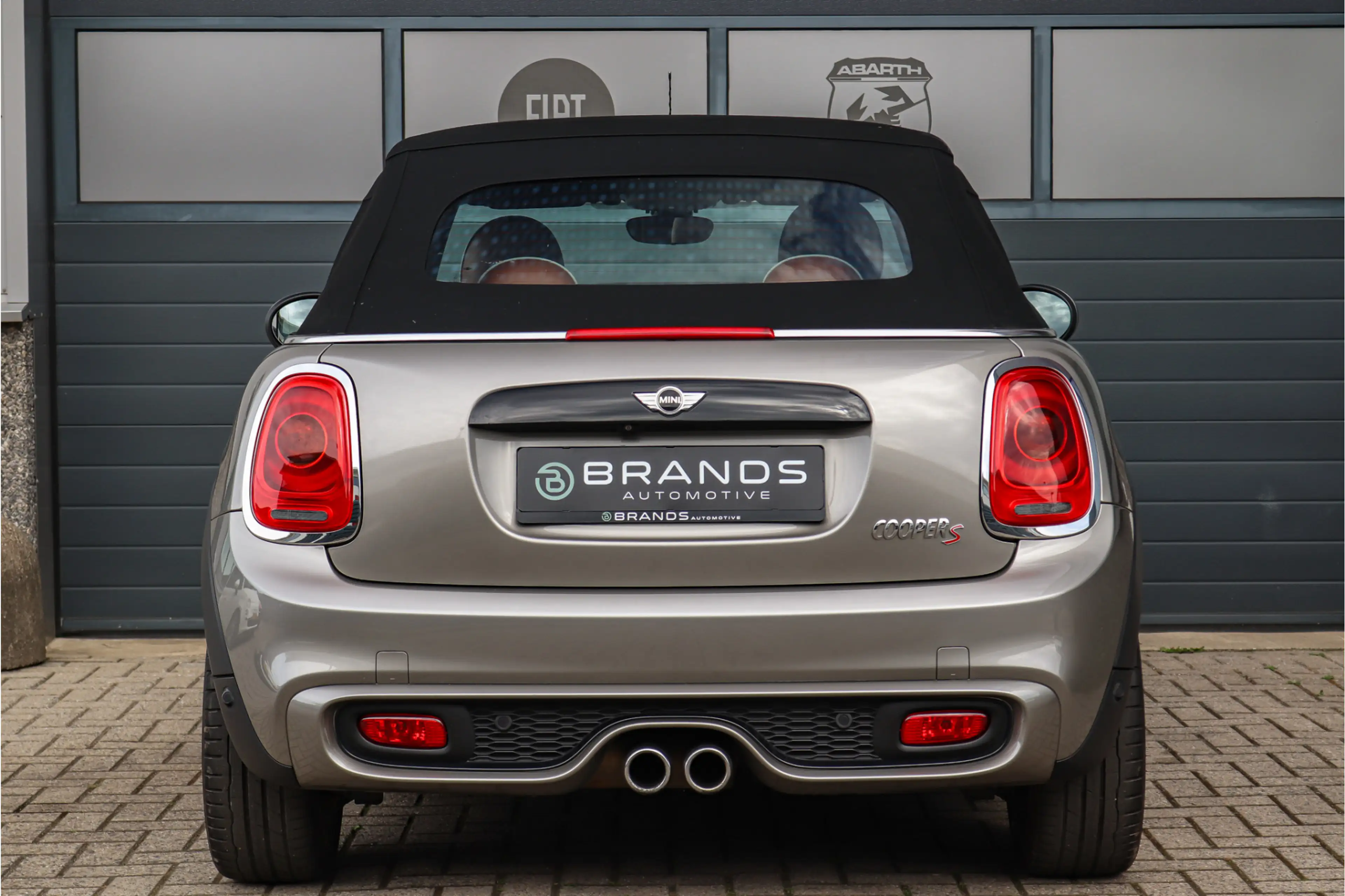 MINI Cooper S Cabrio 2.0 Chili Navi Climate H&K Audio Camera — photo 10