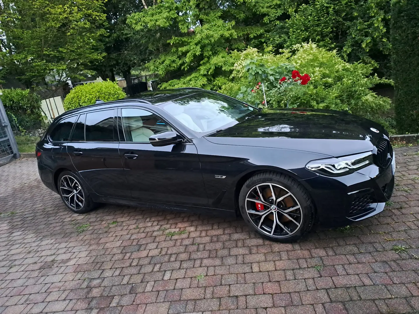 BMW 530 530i Touring mhev 48V xdrive Msport auto. Versione - 2
