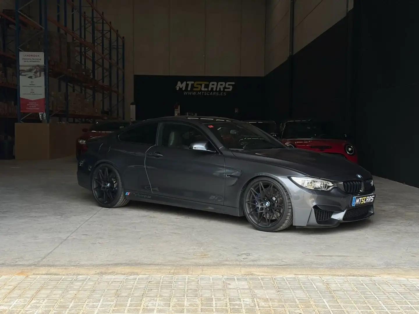 BMW M4 A Grijs - 2