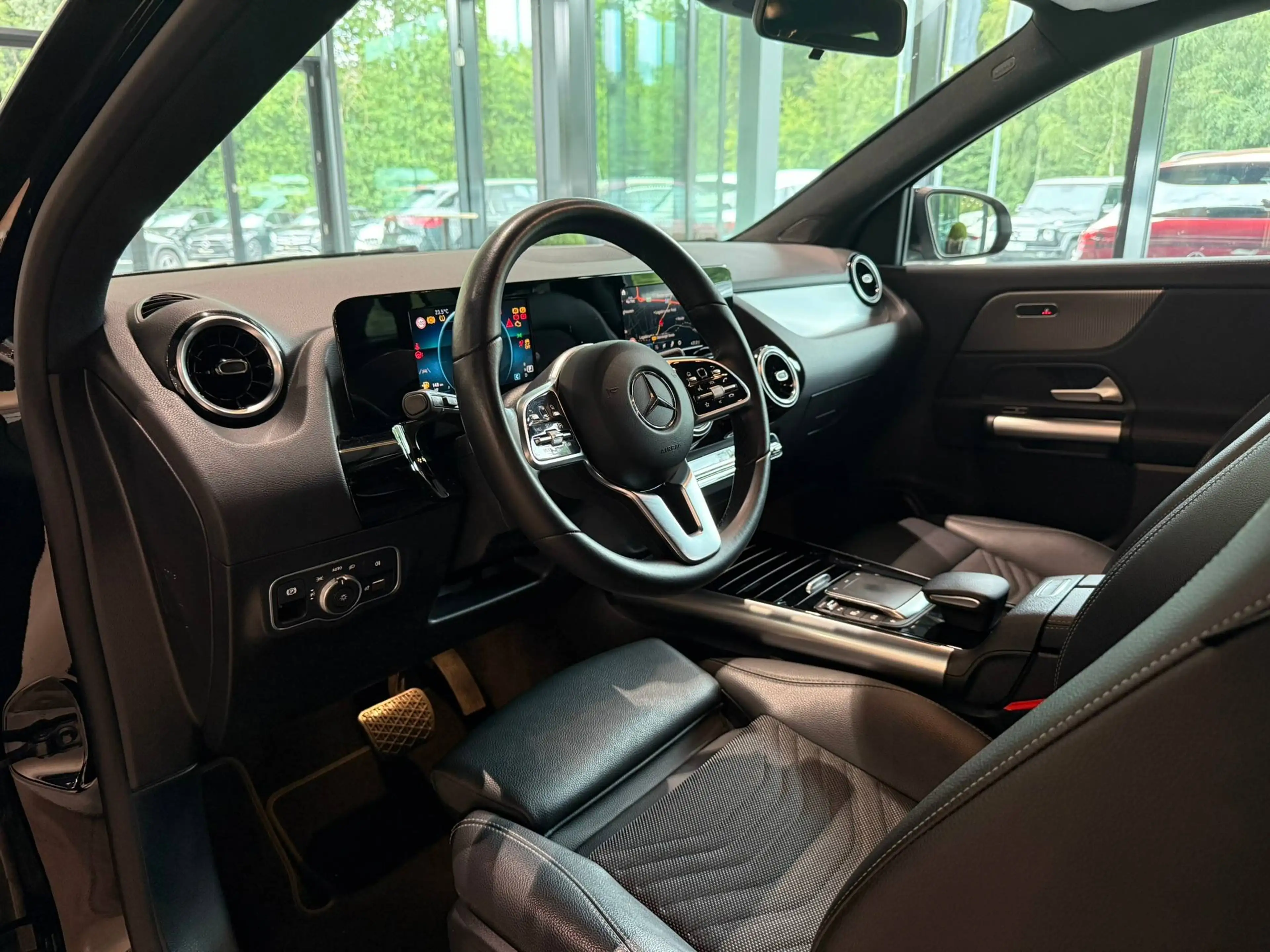 Mercedes-Benz GLA 200 GLA 200 d CARPLAY/NAVI/AUTOMATIK/BUSINESSPAKET/ — photo 9