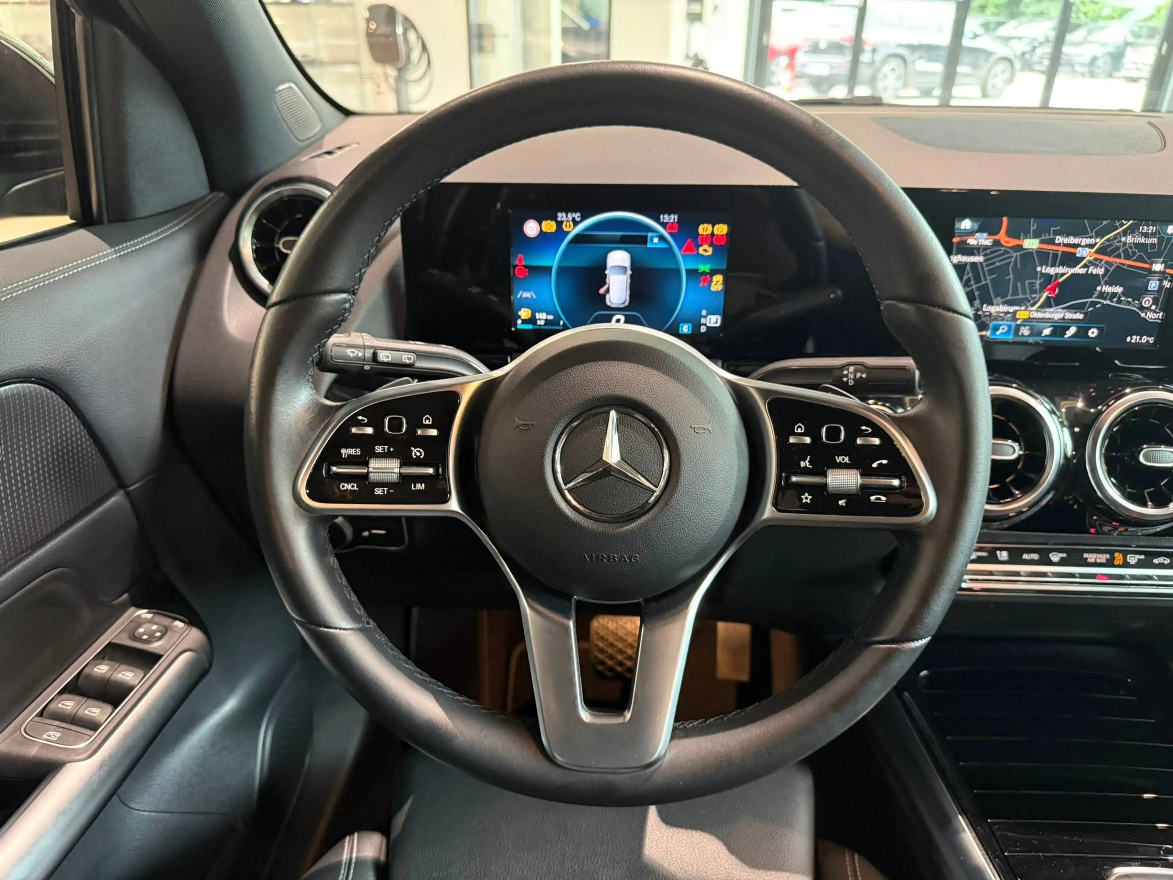 Mercedes-Benz GLA 200 GLA 200 d CARPLAY/NAVI/AUTOMATIK/BUSINESSPAKET/ — photo 10